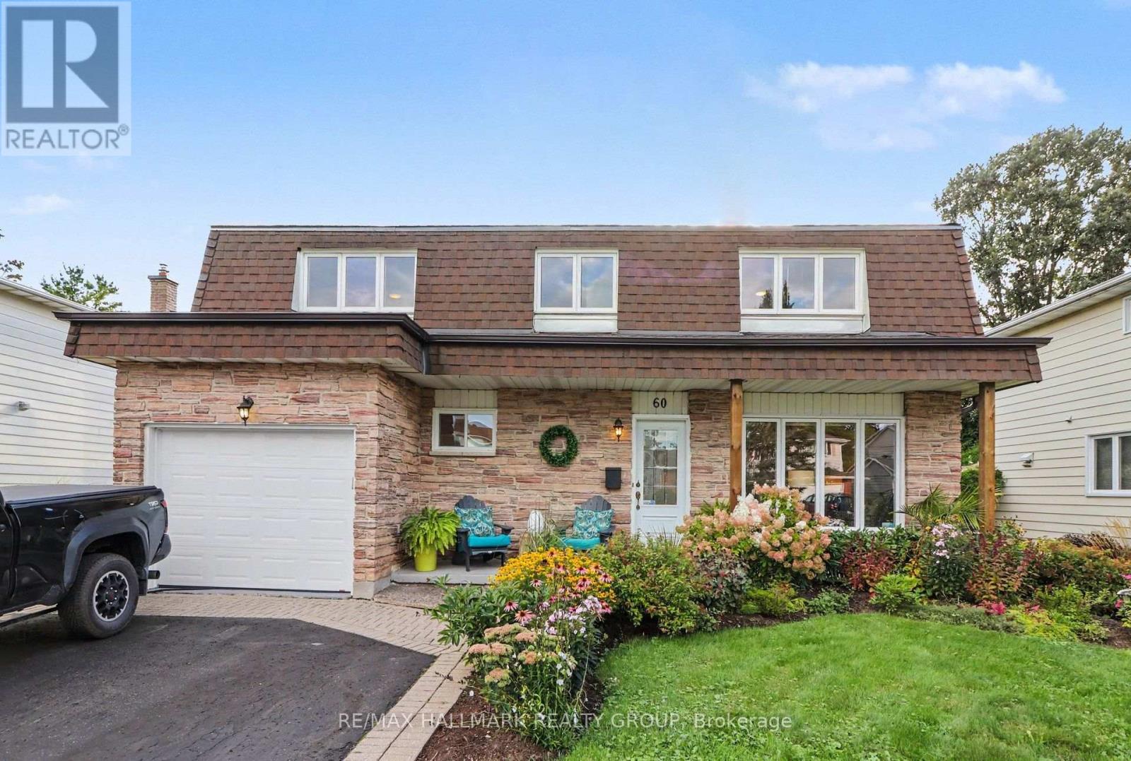 60 Woodburn Drive, Ottawa, Ontario