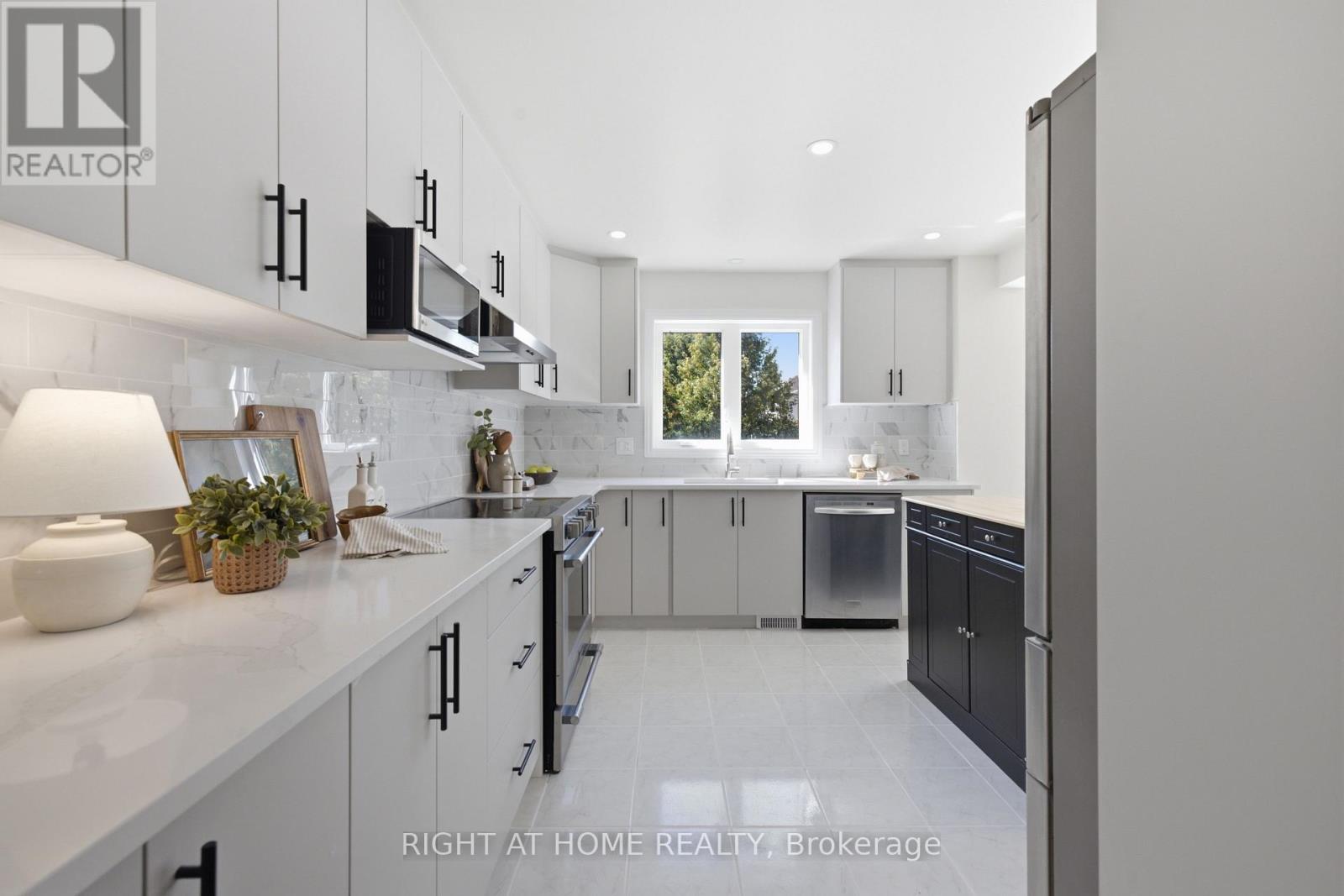 34 Cellini Court, Ottawa, Ontario  K1G 5K3 - Photo 6 - X13738862