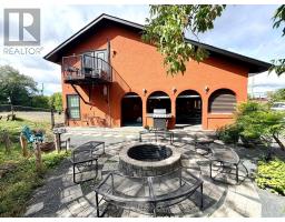 515 BAY STREET, Kenora, Ontario