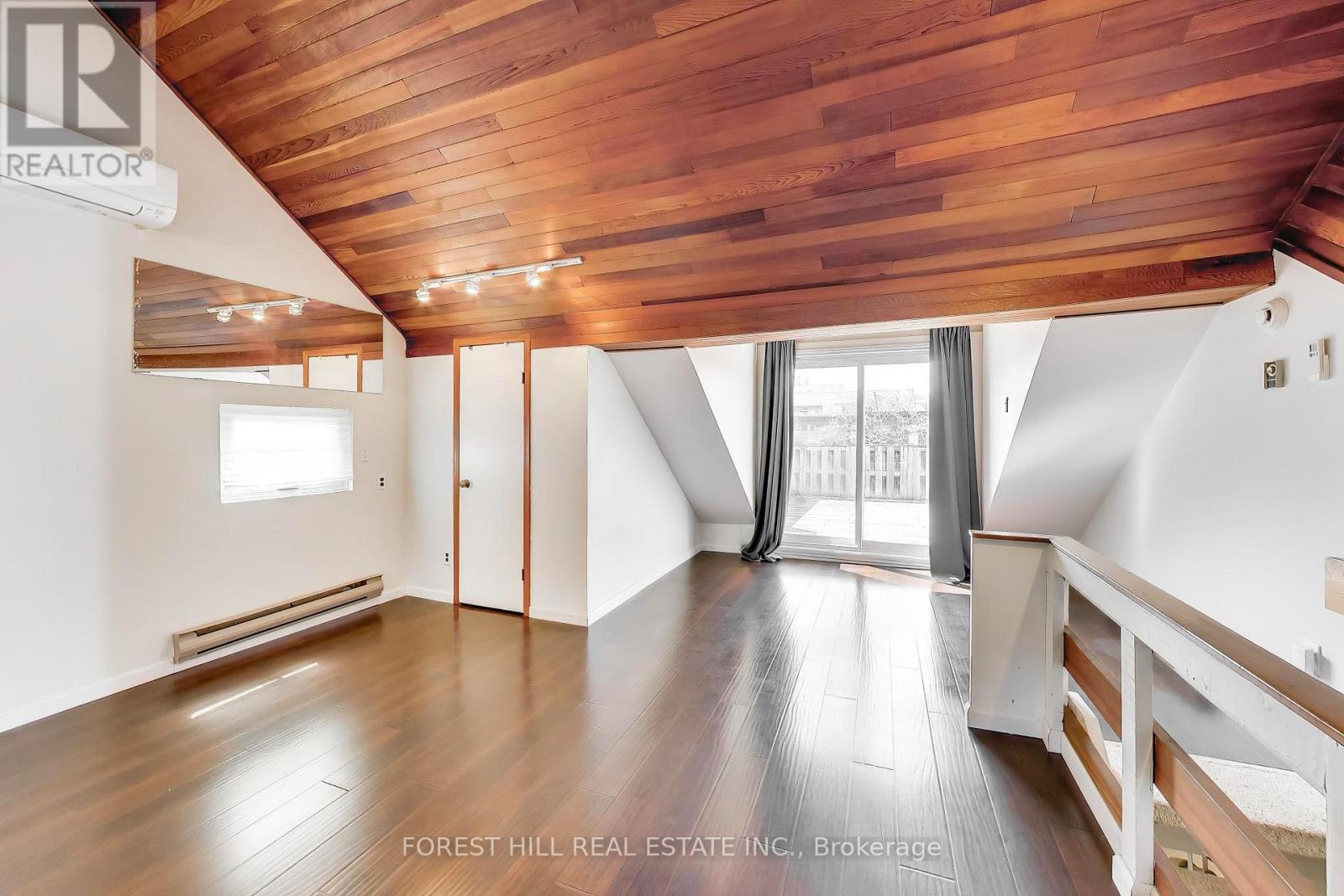 30 Robert Street, Toronto, Ontario  M5S 2K3 - Photo 25 - C13738838