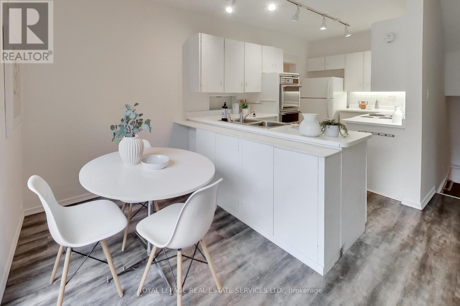 98 Woodlawn Avenue W, Toronto, Ontario  M4V 1G8 - Photo 9 - C13738884