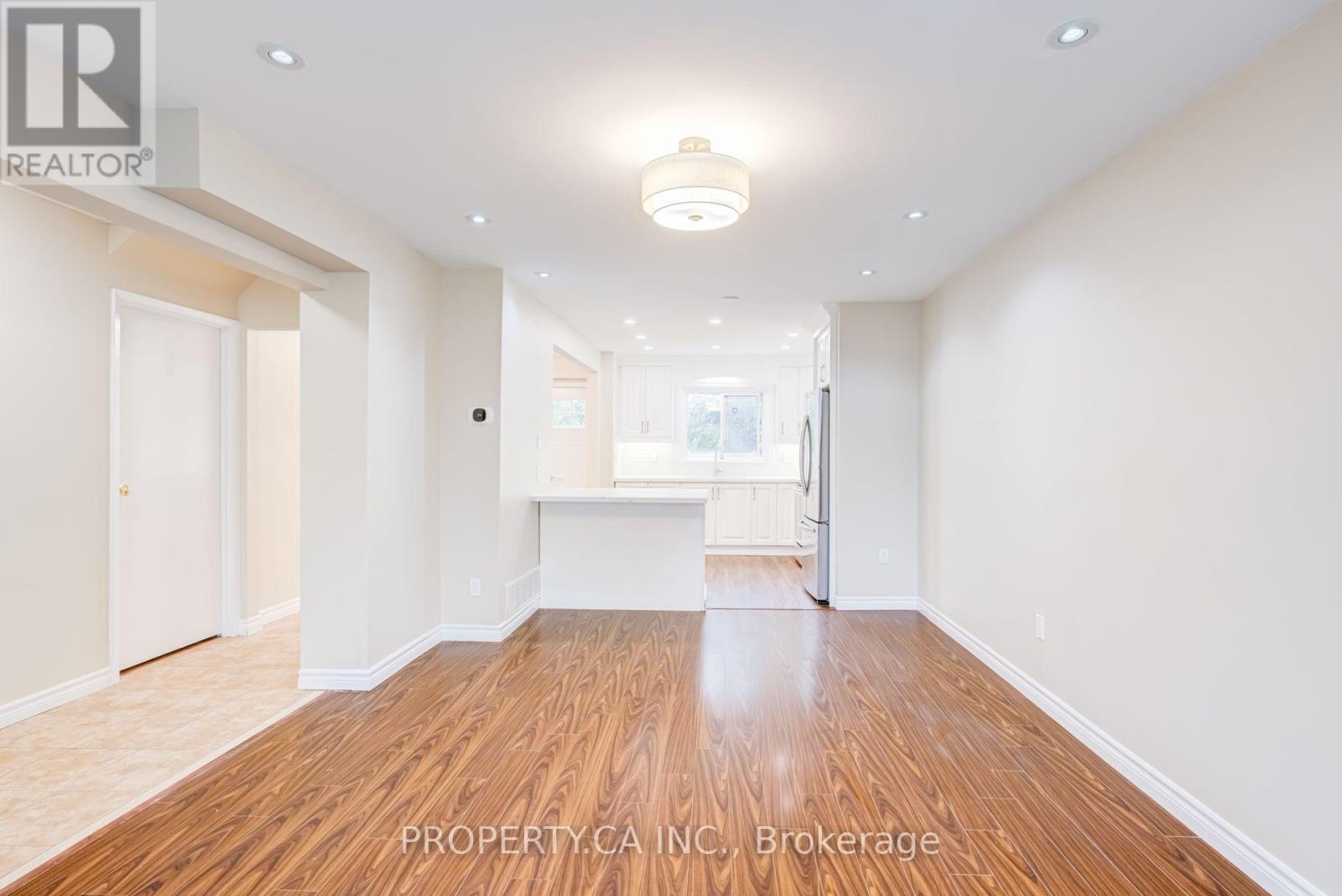 49 Whiteleas Avenue, Toronto, Ontario  M1B 1W8 - Photo 14 - E13738832