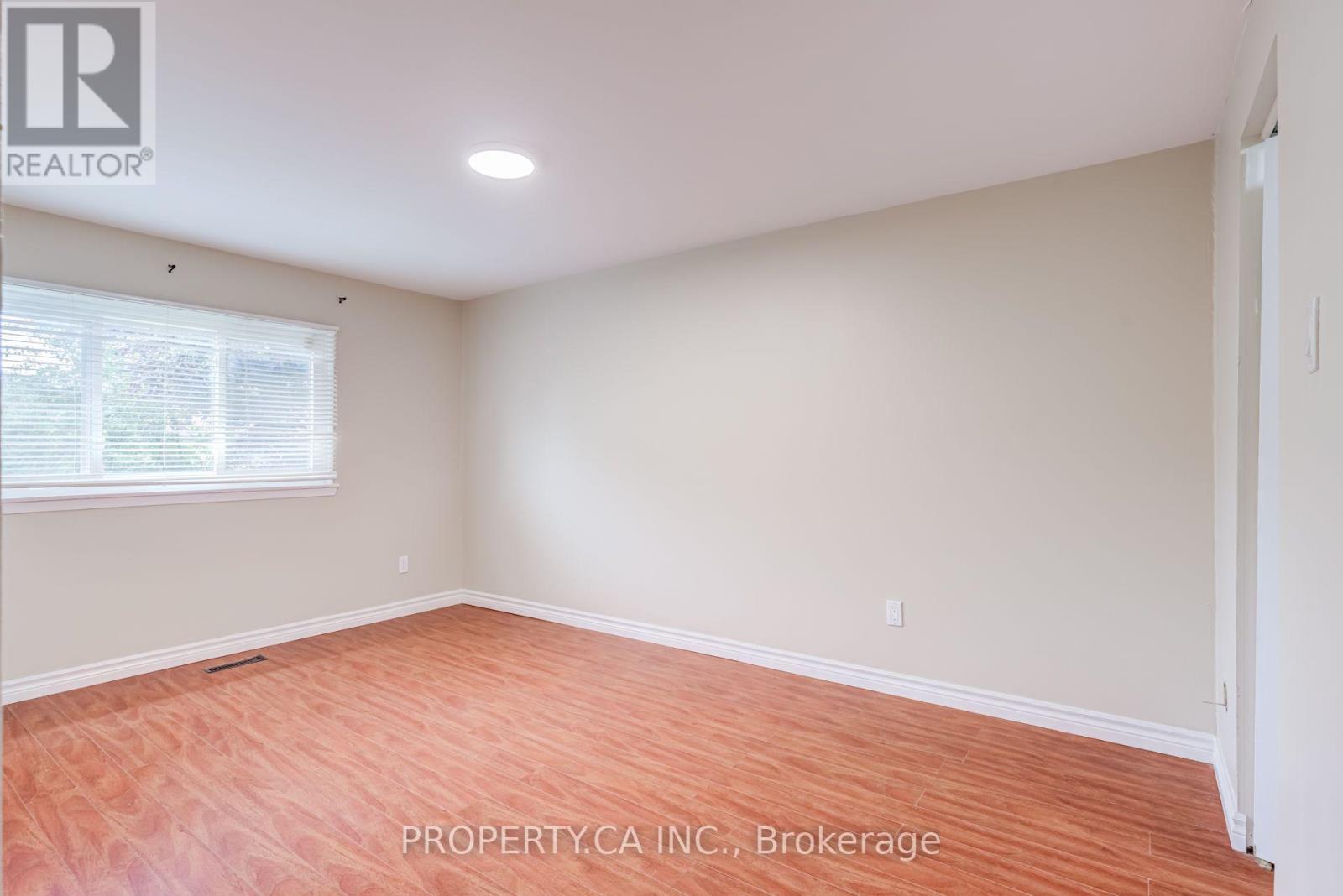 49 Whiteleas Avenue, Toronto, Ontario  M1B 1W8 - Photo 32 - E13738832