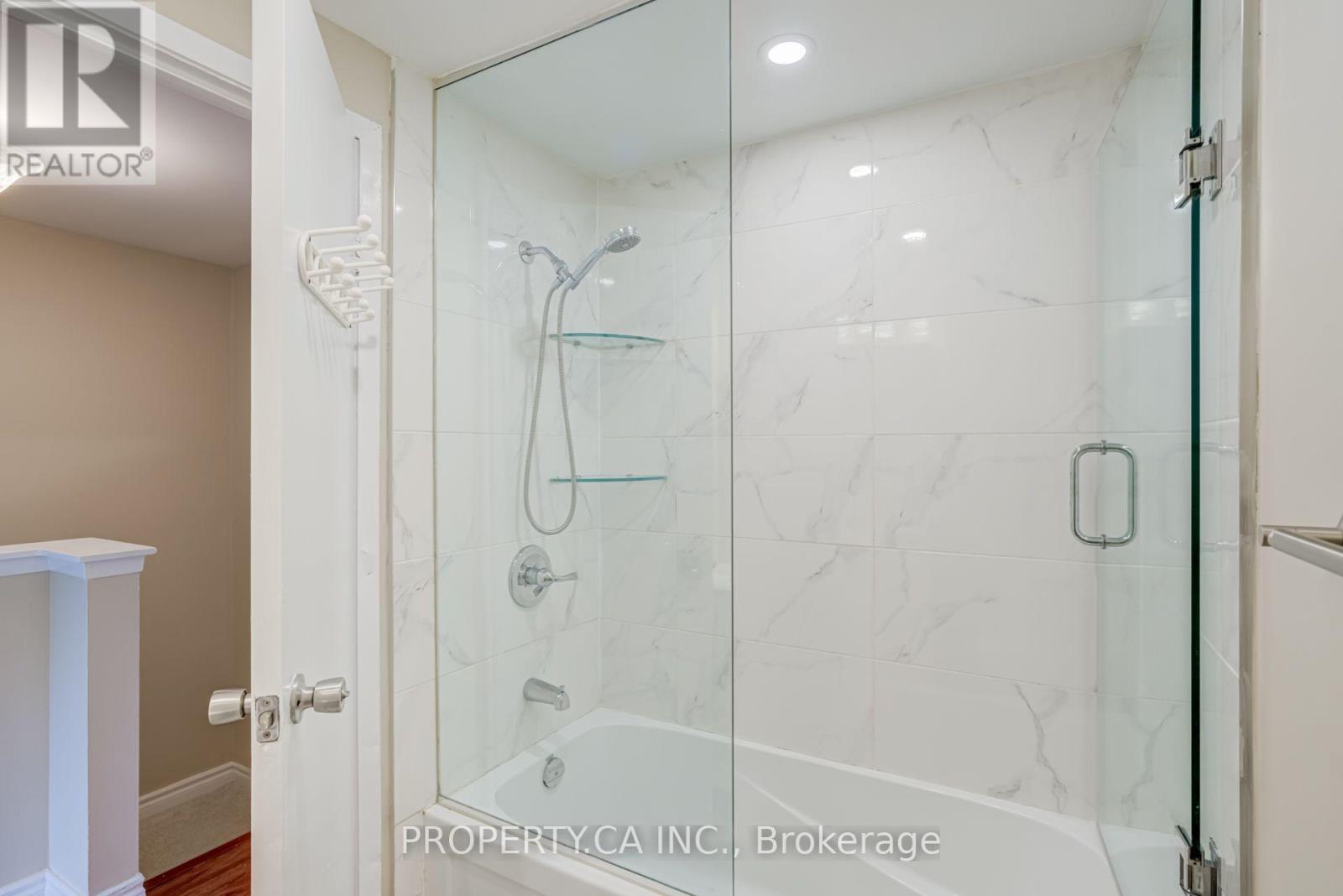 49 Whiteleas Avenue, Toronto, Ontario  M1B 1W8 - Photo 44 - E13738832
