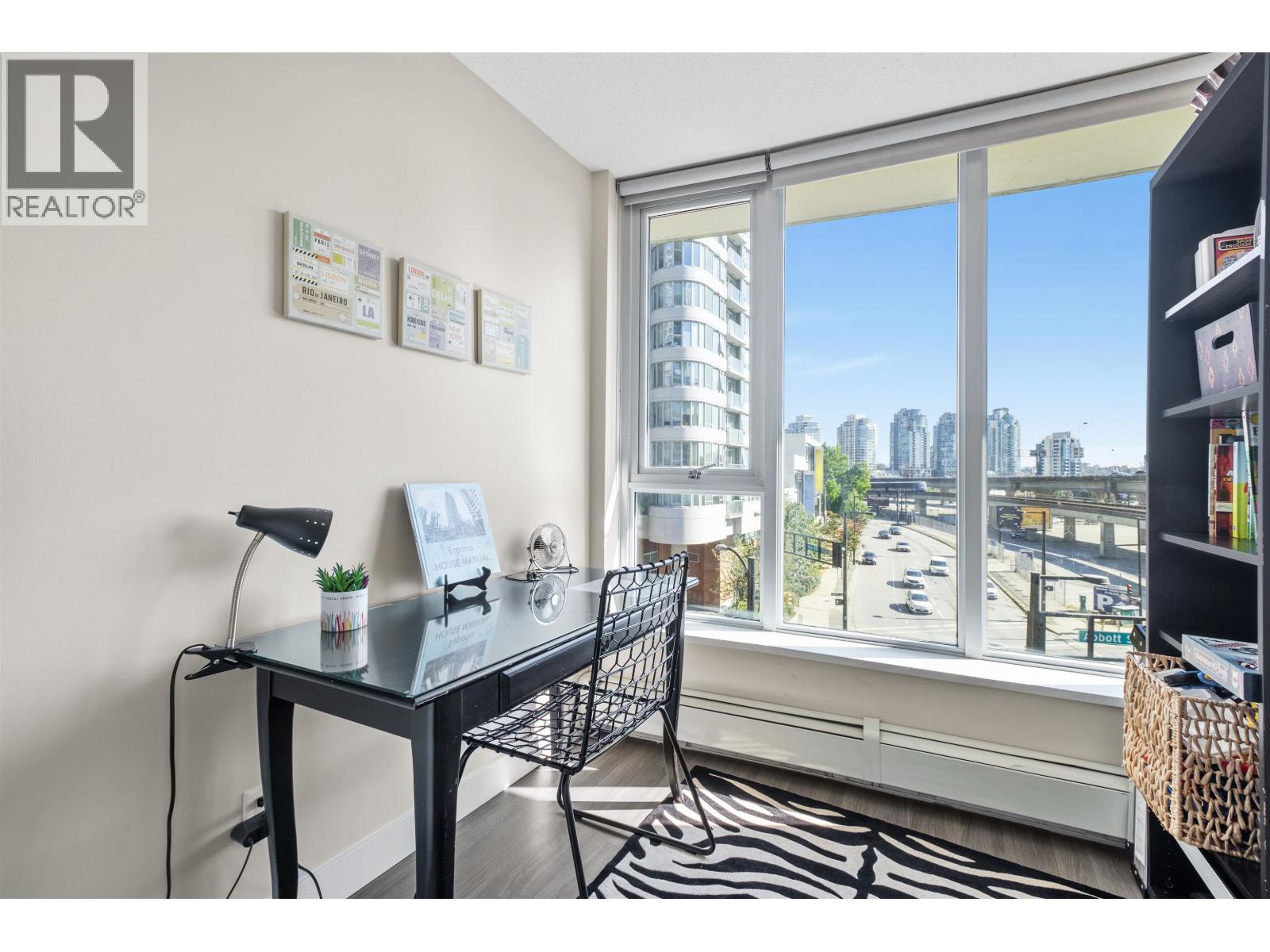 305 689 Abbott Street, Vancouver, British Columbia  V6B 0J2 - Photo 15 - R3161043