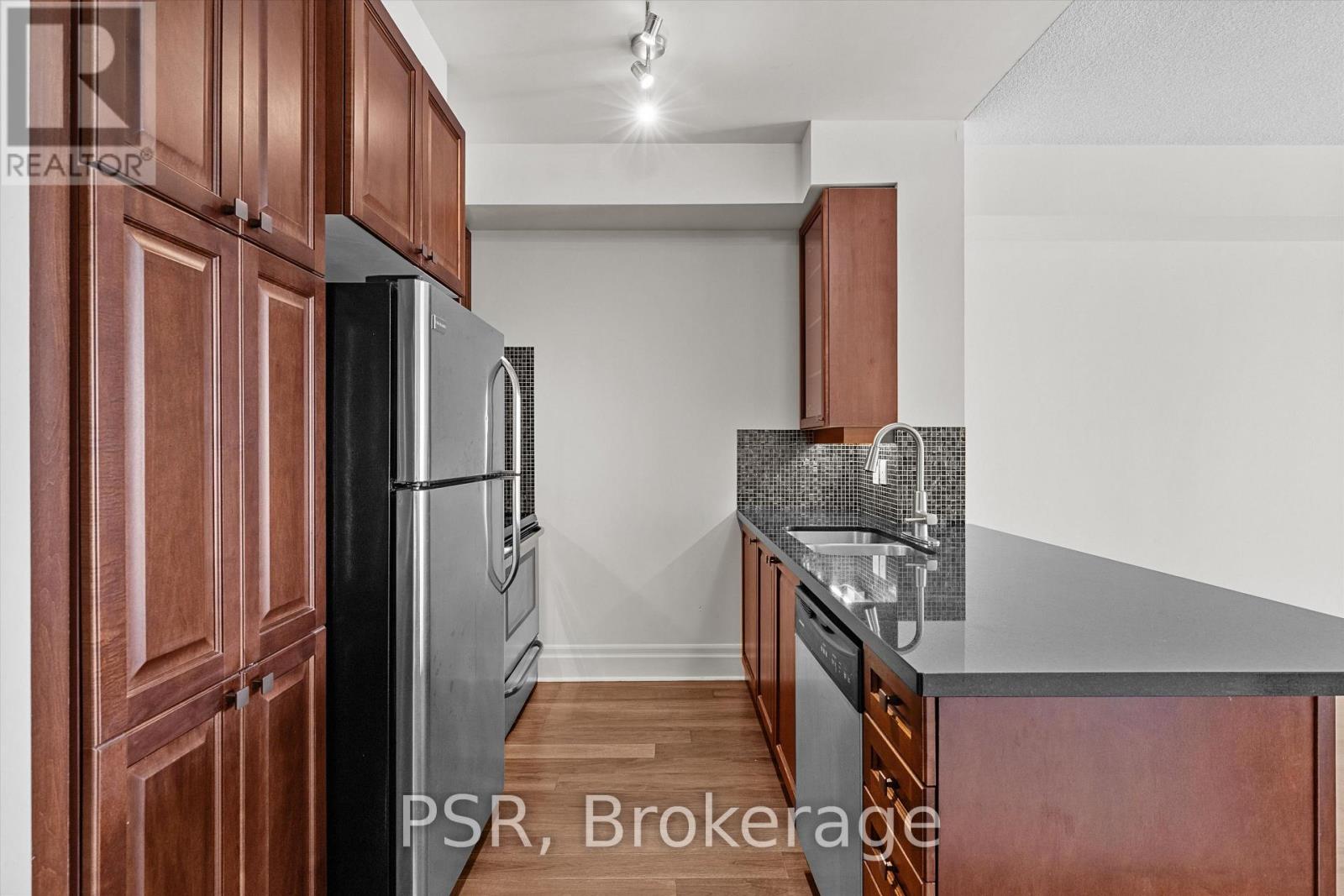 706 - 151 Upper Duke Crescent, Markham, Ontario  L6G 0E1 - Photo 3 - N13738818