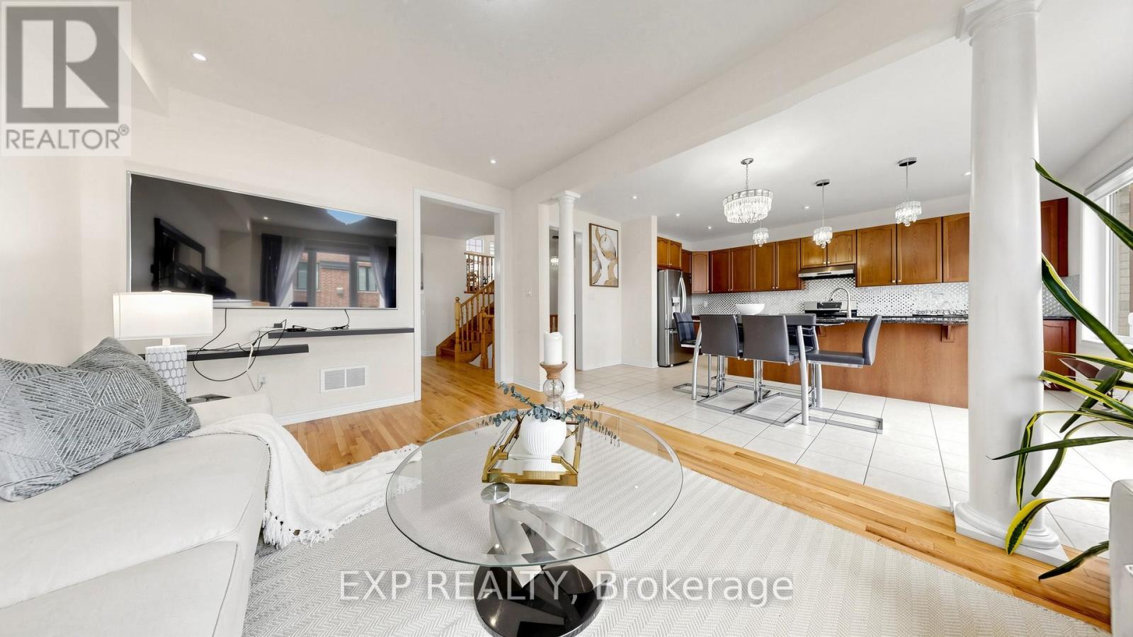 34 Buttonleaf Crescent, Whitchurch-Stouffville, Ontario  L4A 4P5 - Photo 13 - N13738830