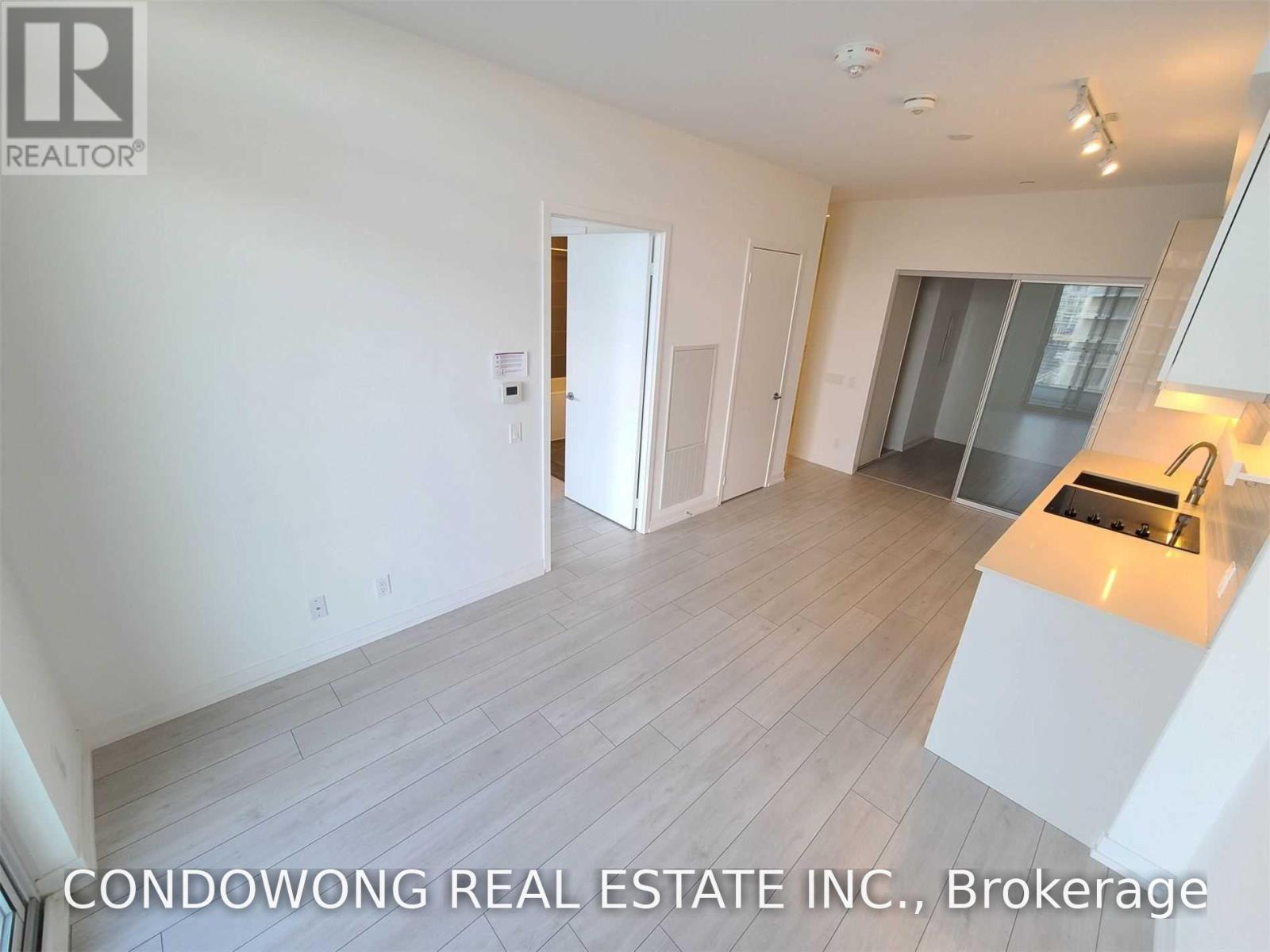 1505 - 950 Portage Parkway, Vaughan, Ontario  L4K 0J7 - Photo 8 - N13738848