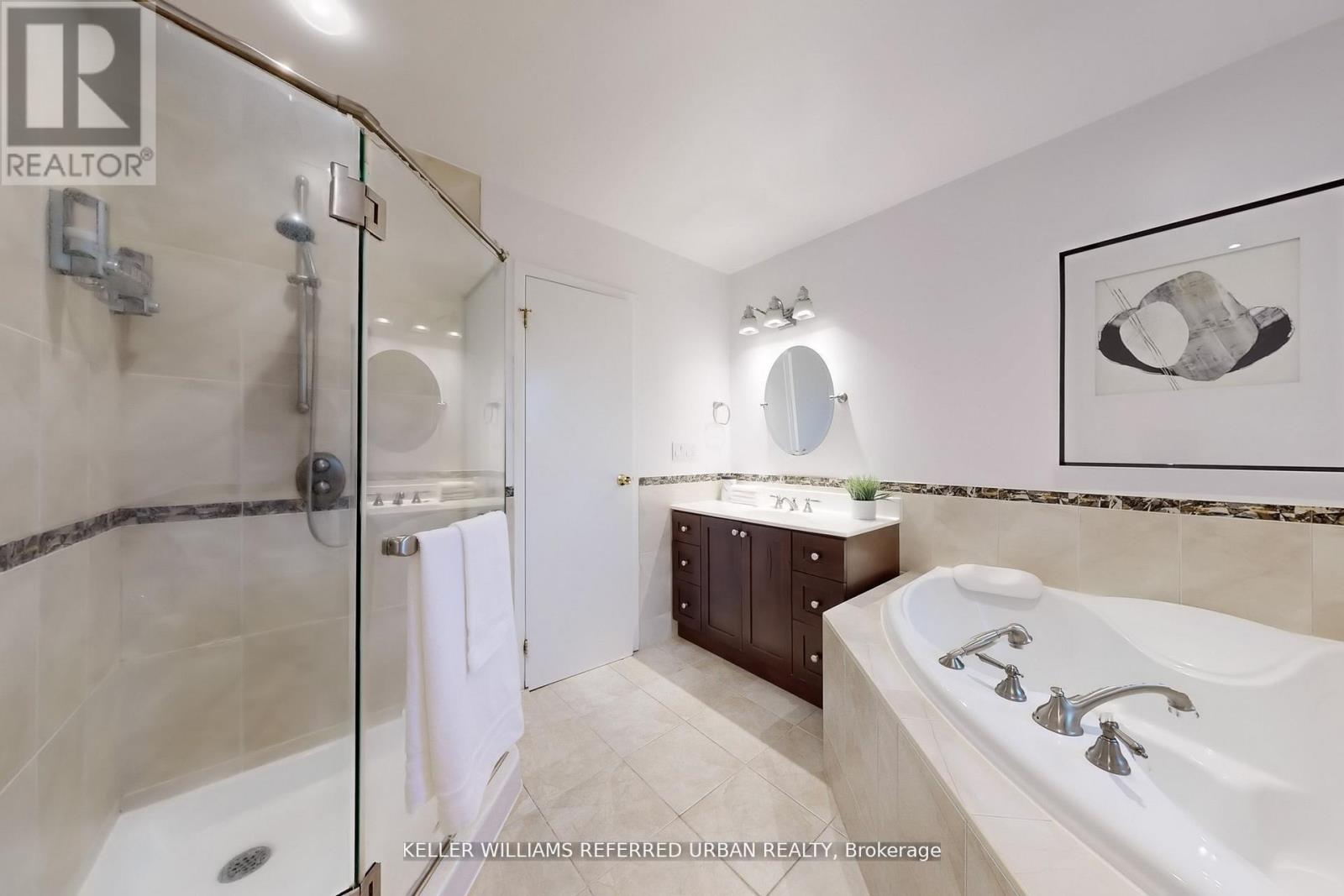 158 Walton Drive, Aurora, Ontario  L4G 3R8 - Photo 23 - N13738922