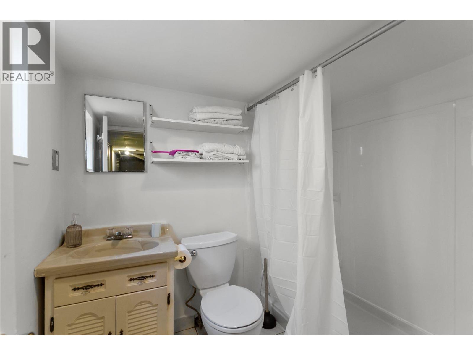 2461 Dundas Street, Vancouver, British Columbia  V5K 1P5 - Photo 18 - R3161015