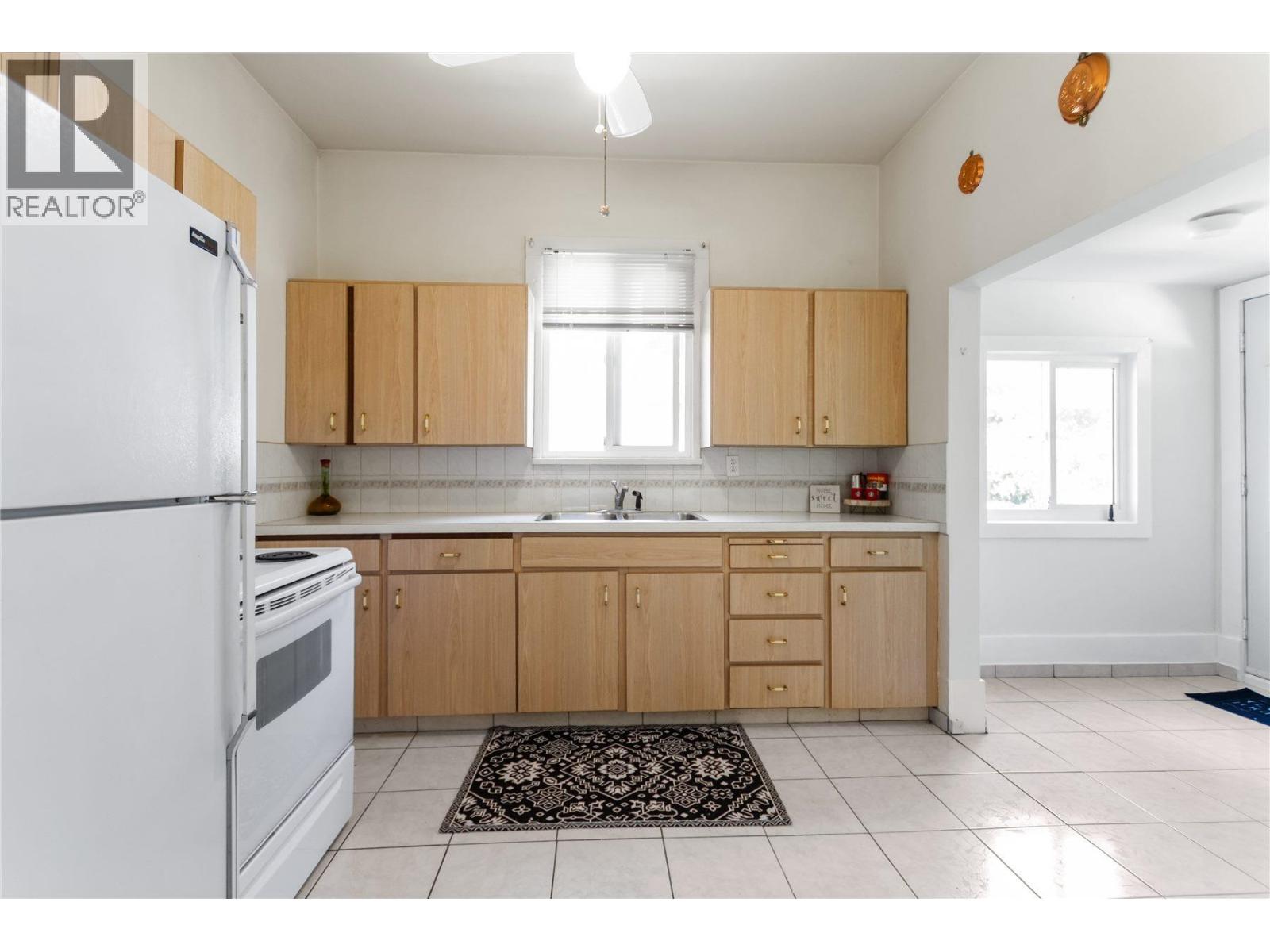 2461 Dundas Street, Vancouver, British Columbia  V5K 1P5 - Photo 7 - R3161015