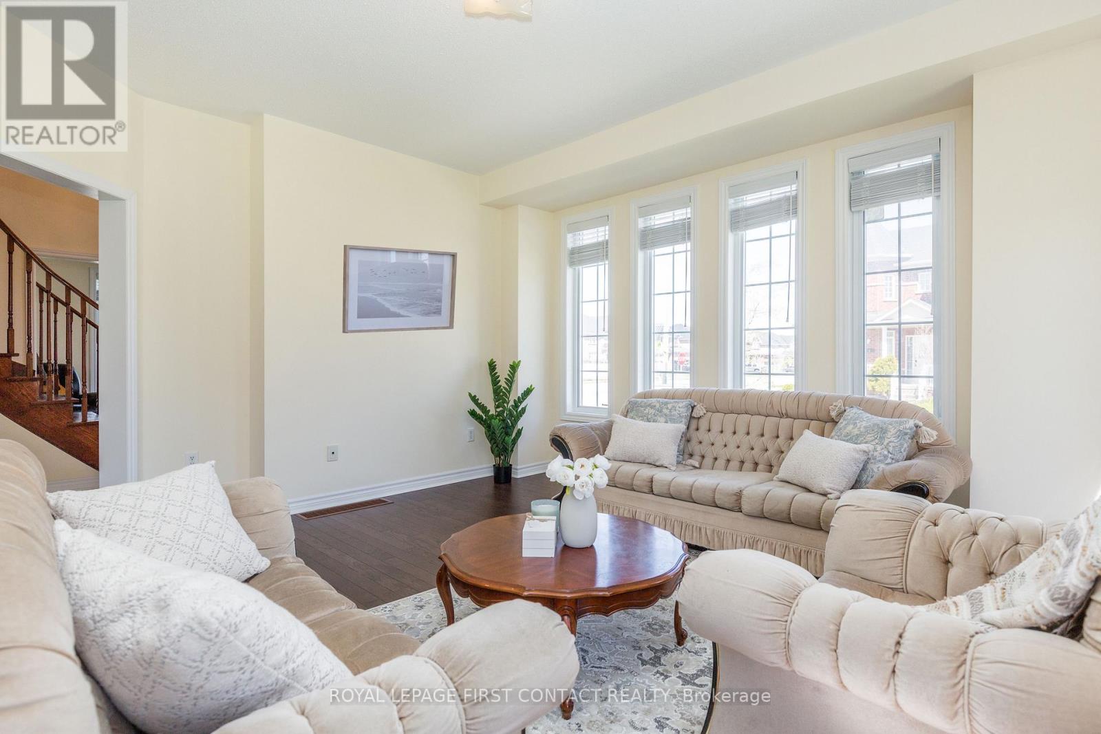 1 Griffin Gate, Barrie, Ontario L4M 7G4 - Photo 8 - S13738774