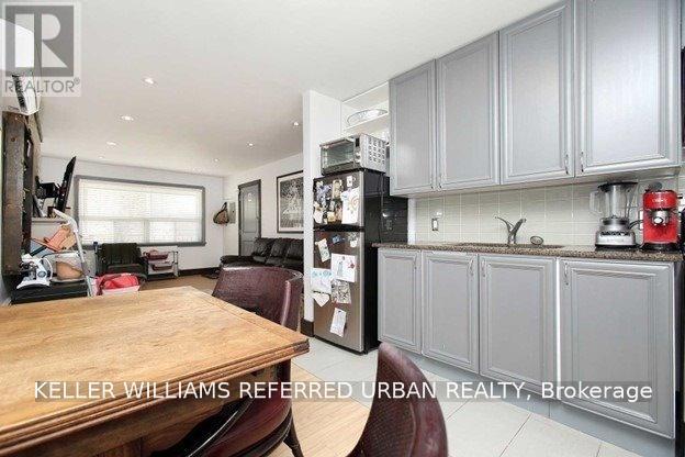 Main - 2286 Dufferin Street, Toronto, Ontario  M6E 3S3 - Photo 3 - W13738792