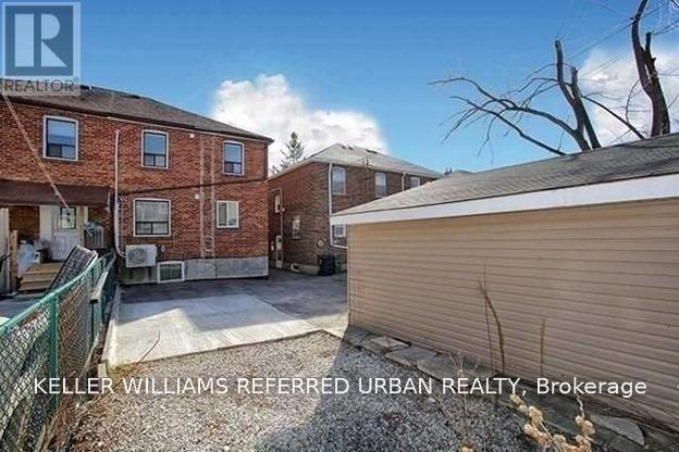 Main - 2286 Dufferin Street, Toronto, Ontario  M6E 3S3 - Photo 7 - W13738792