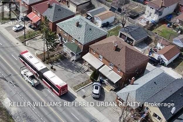 Main - 2286 Dufferin Street, Toronto, Ontario  M6E 3S3 - Photo 9 - W13738792