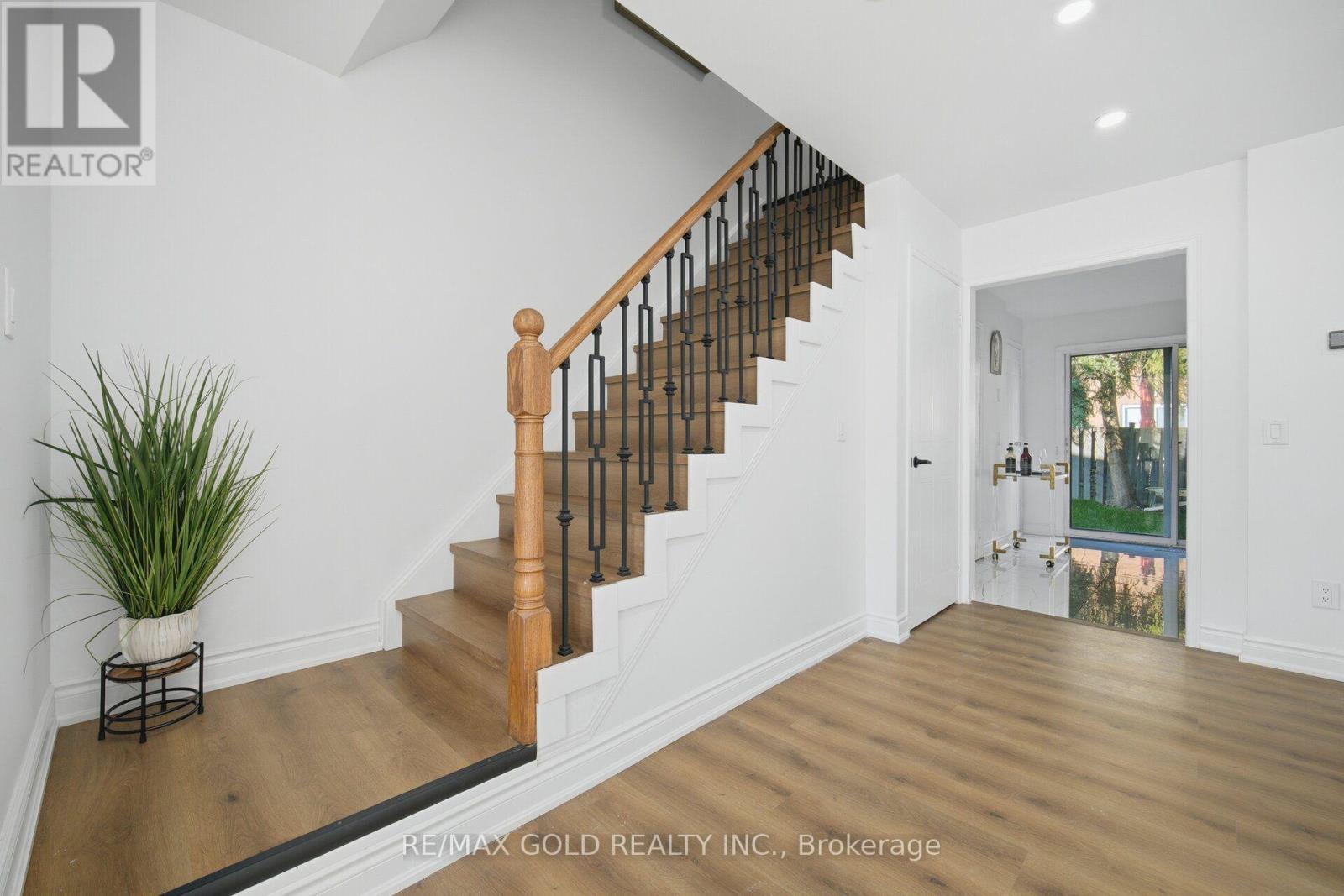 29 Fern Valley Crescent, Brampton, Ontario  L6R 1K7 - Photo 20 - W13738836