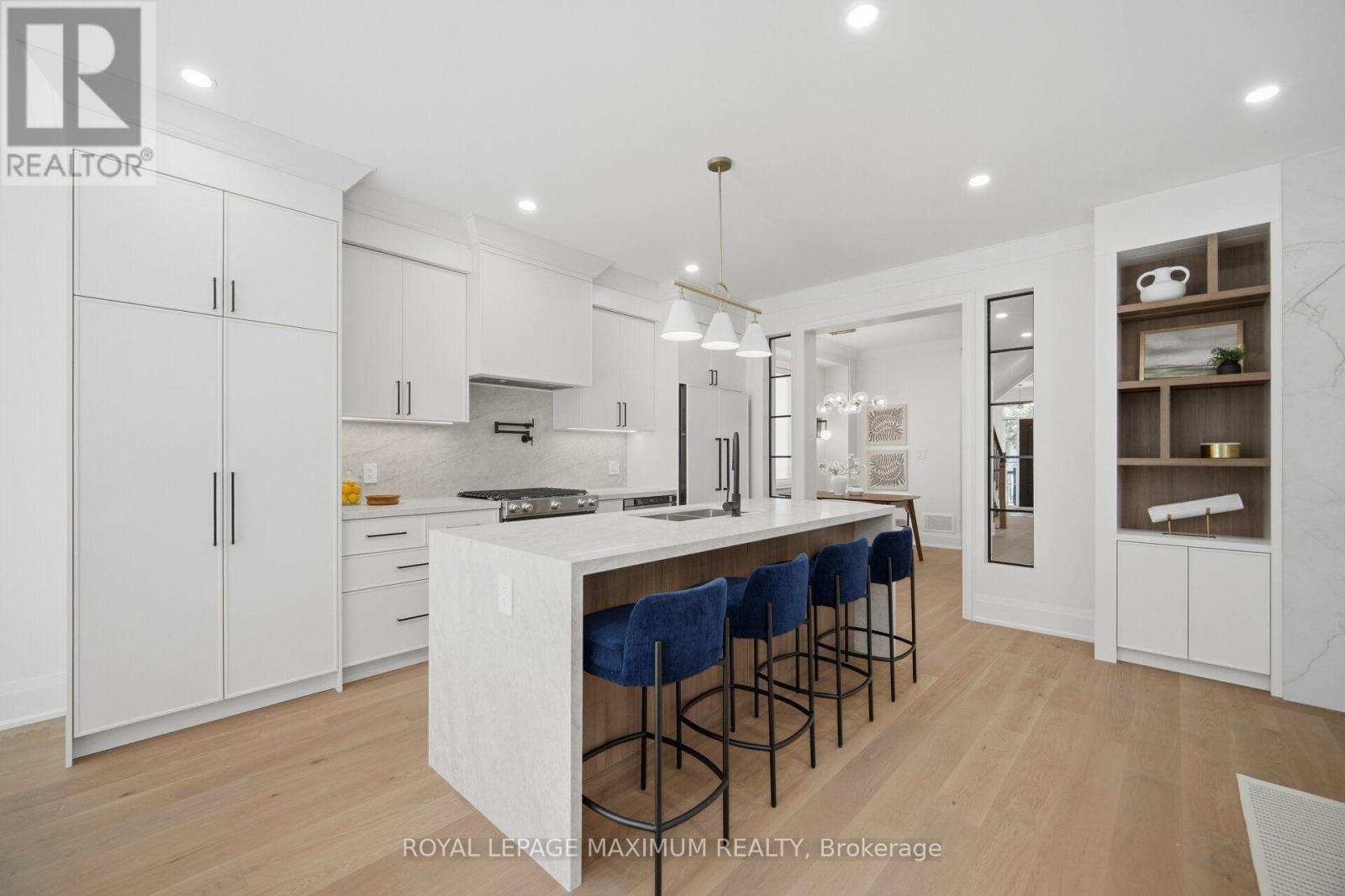 11 Park Boulevard, Toronto, Ontario  M8W 1G3 - Photo 10 - W13738880
