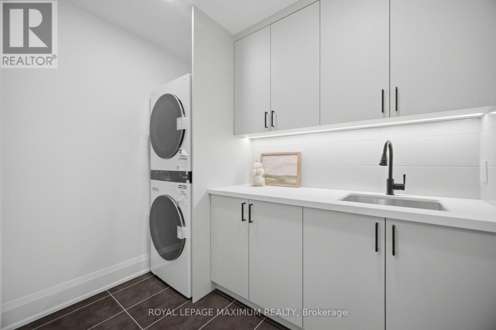 11 Park Boulevard, Toronto, Ontario  M8W 1G3 - Photo 37 - W13738880
