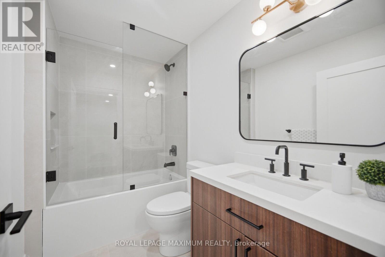 11 Park Boulevard, Toronto, Ontario  M8W 1G3 - Photo 41 - W13738880