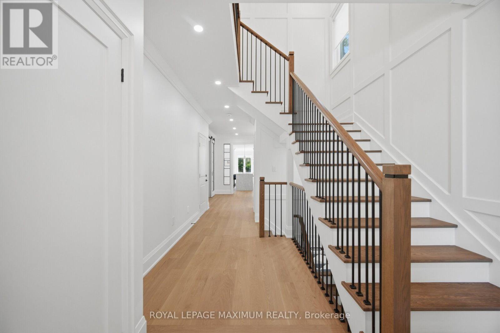 11 Park Boulevard, Toronto, Ontario  M8W 1G3 - Photo 6 - W13738880