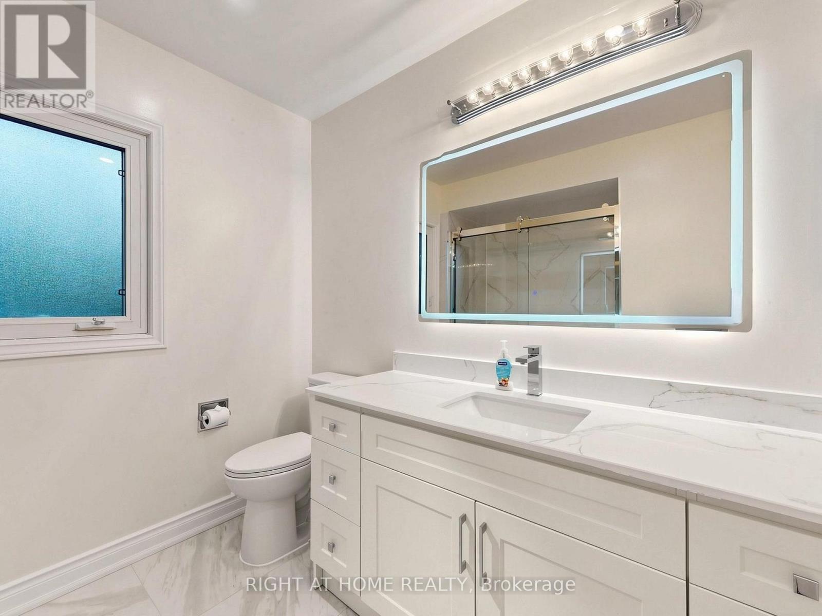 2920 Kingsway Drive, Oakville, Ontario  L6J 6R2 - Photo 24 - W13738934