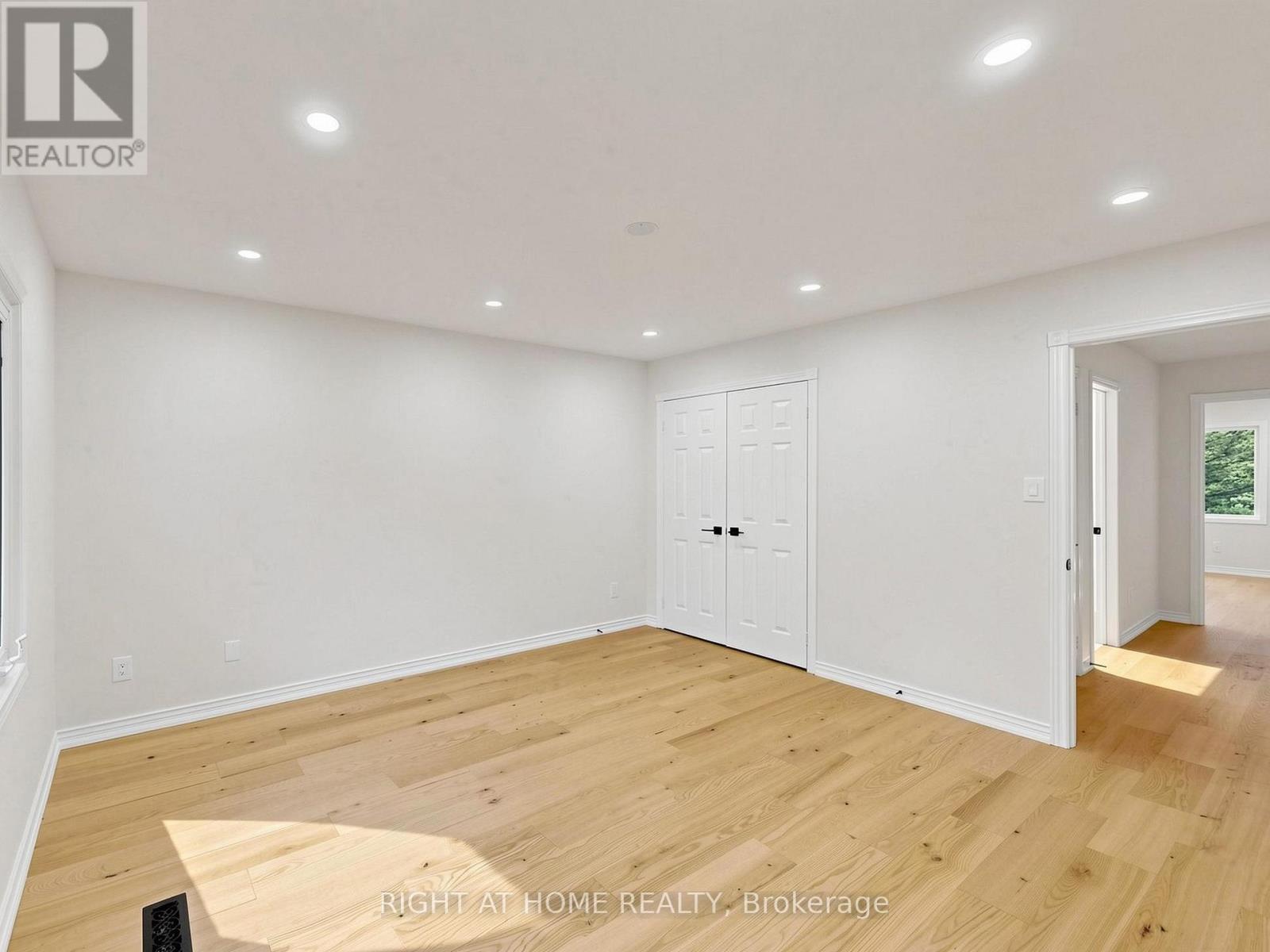 2920 Kingsway Drive, Oakville, Ontario  L6J 6R2 - Photo 29 - W13738934