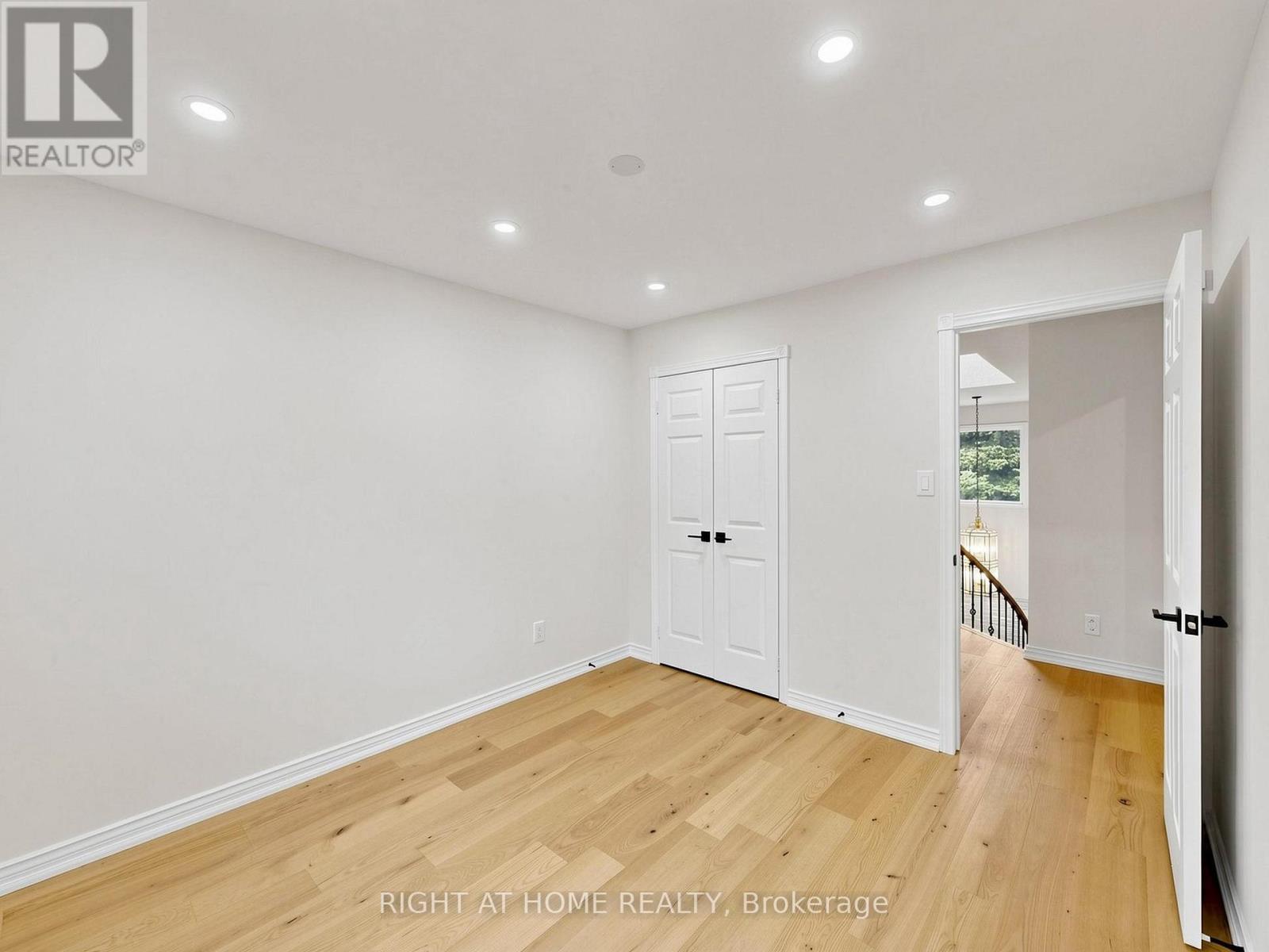 2920 Kingsway Drive, Oakville, Ontario  L6J 6R2 - Photo 38 - W13738934