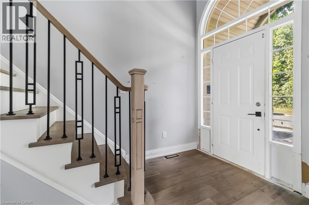 930 Lancaster Boulevard, Milton, Ontario  L9T 6A4 - Photo 3 - 40848458