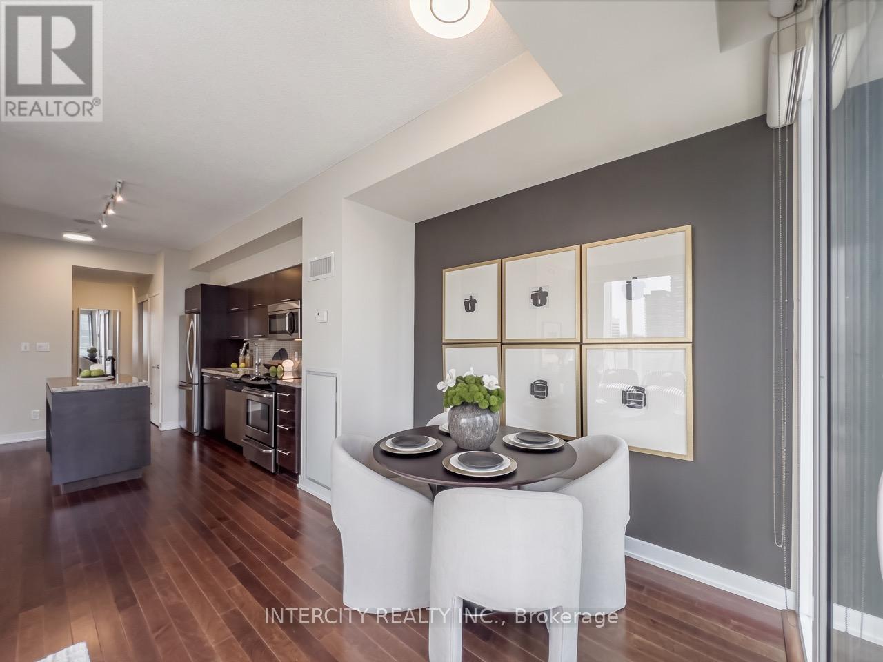2503 - 126 Simcoe Street, Toronto, Ontario  M5H 4E6 - Photo 8 - C13738634