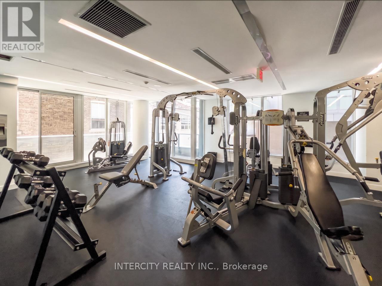 2503 - 126 Simcoe Street, Toronto, Ontario  M5H 4E6 - Photo 32 - C13738634