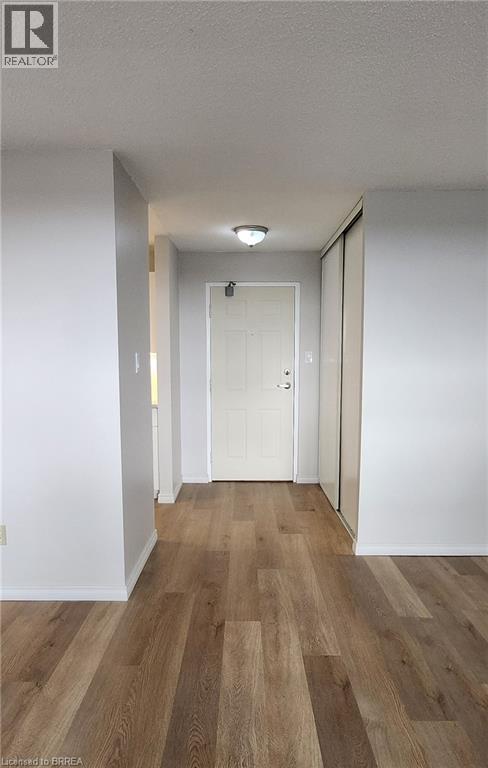 421 Fairview Drive Unit# 501, Brantford, Ontario  N3R 7M3 - Photo 6 - 40860015