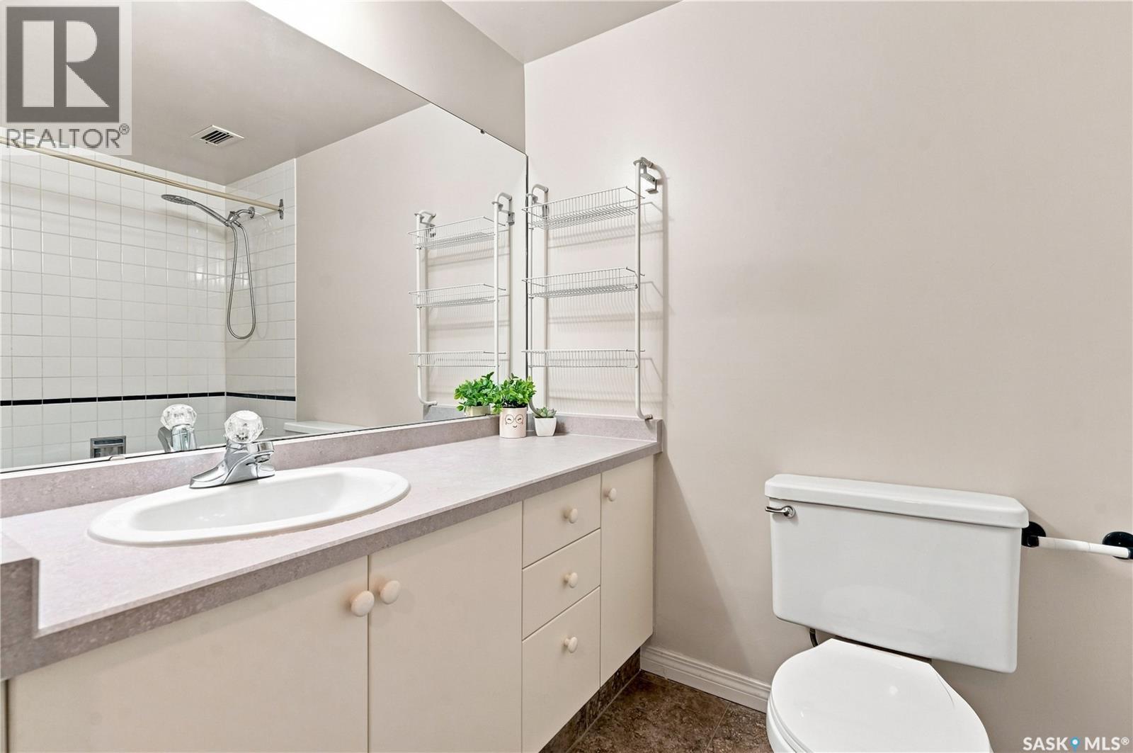 208 2830 Gordon Road, Regina, Saskatchewan  S4S 6A1 - Photo 17 - SK047377