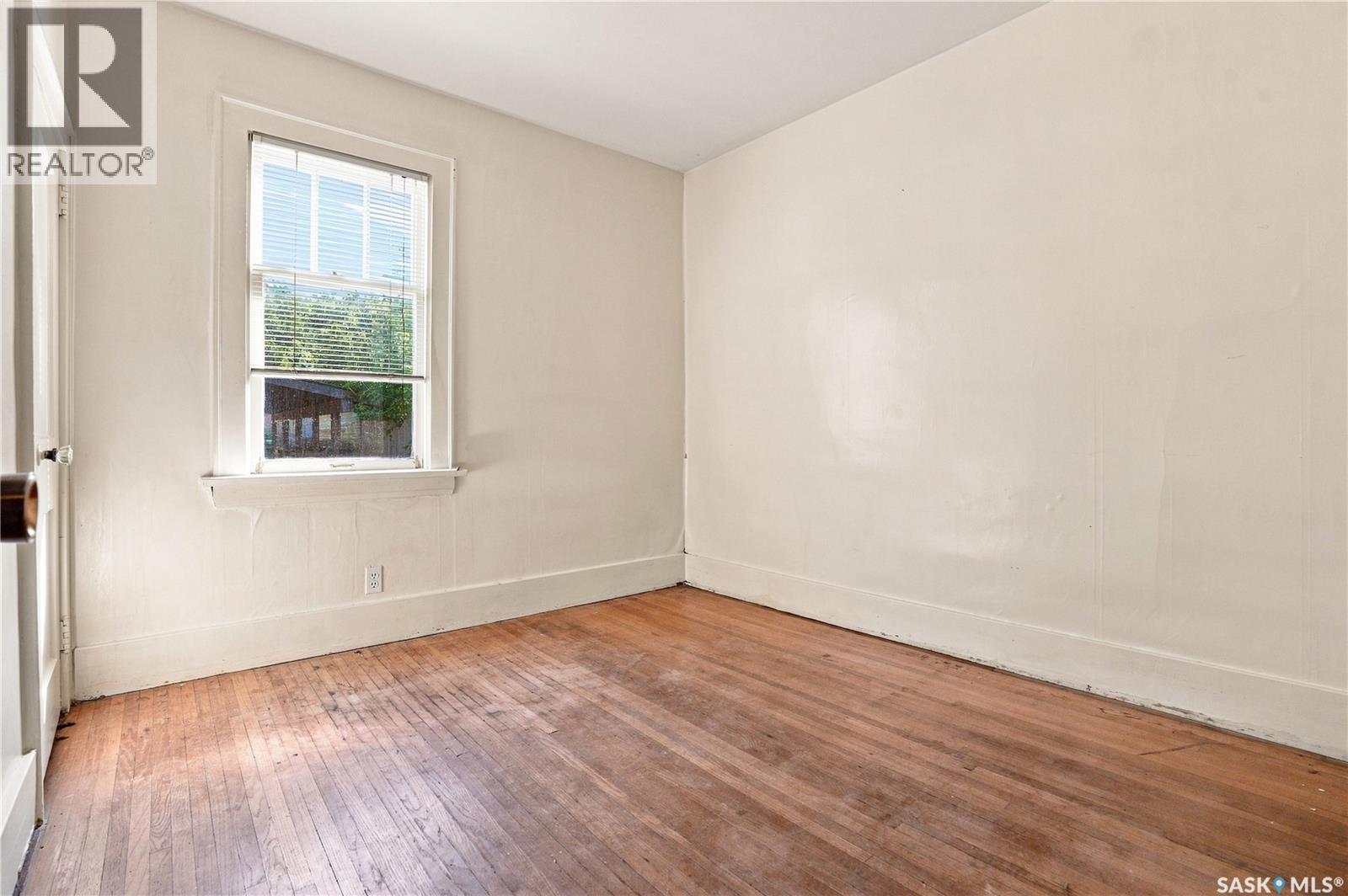 526 7th Street E, Saskatoon, Saskatchewan  S7H 0X7 - Photo 24 - SK047356