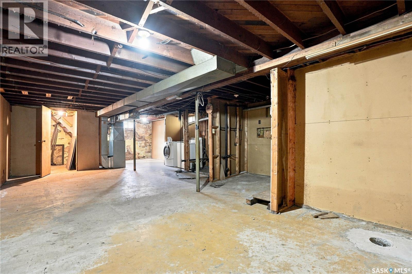 526 7th Street E, Saskatoon, Saskatchewan  S7H 0X7 - Photo 27 - SK047356