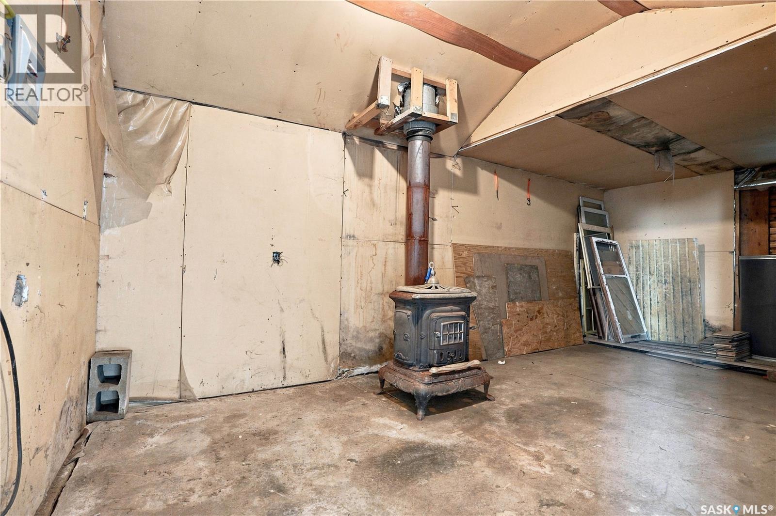 526 7th Street E, Saskatoon, Saskatchewan  S7H 0X7 - Photo 34 - SK047356
