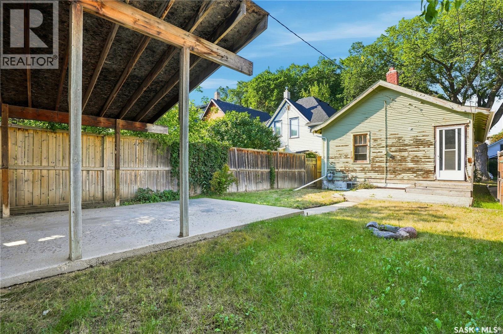 526 7th Street E, Saskatoon, Saskatchewan  S7H 0X7 - Photo 38 - SK047356