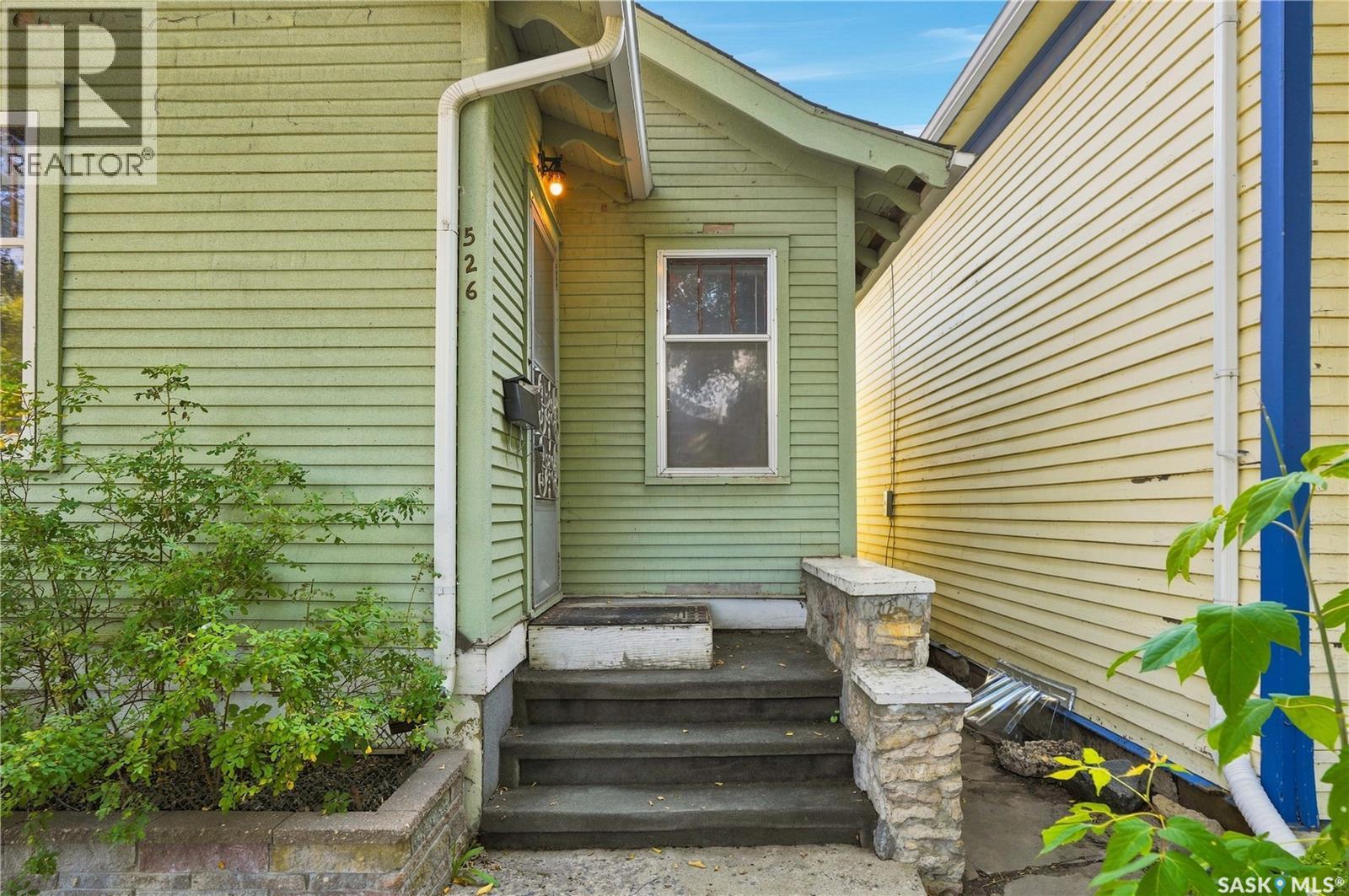 526 7th Street E, Saskatoon, Saskatchewan  S7H 0X7 - Photo 4 - SK047356