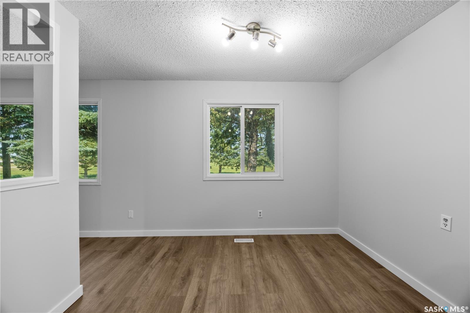 112-116 1st Avenue, Vonda, Saskatchewan  S0K 4N0 - Photo 13 - SK046783