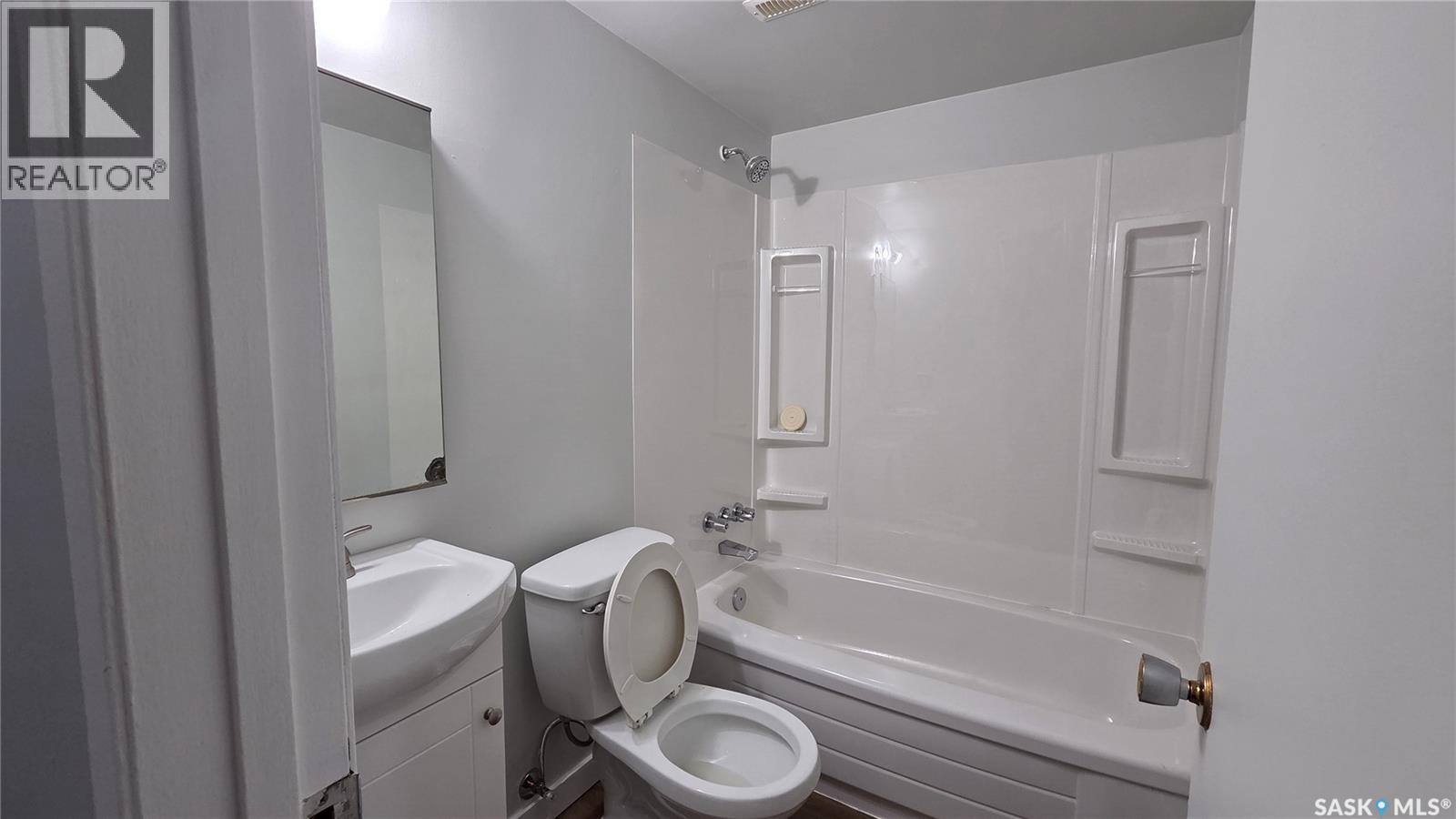 112-116 1st Avenue, Vonda, Saskatchewan  S0K 4N0 - Photo 41 - SK046783
