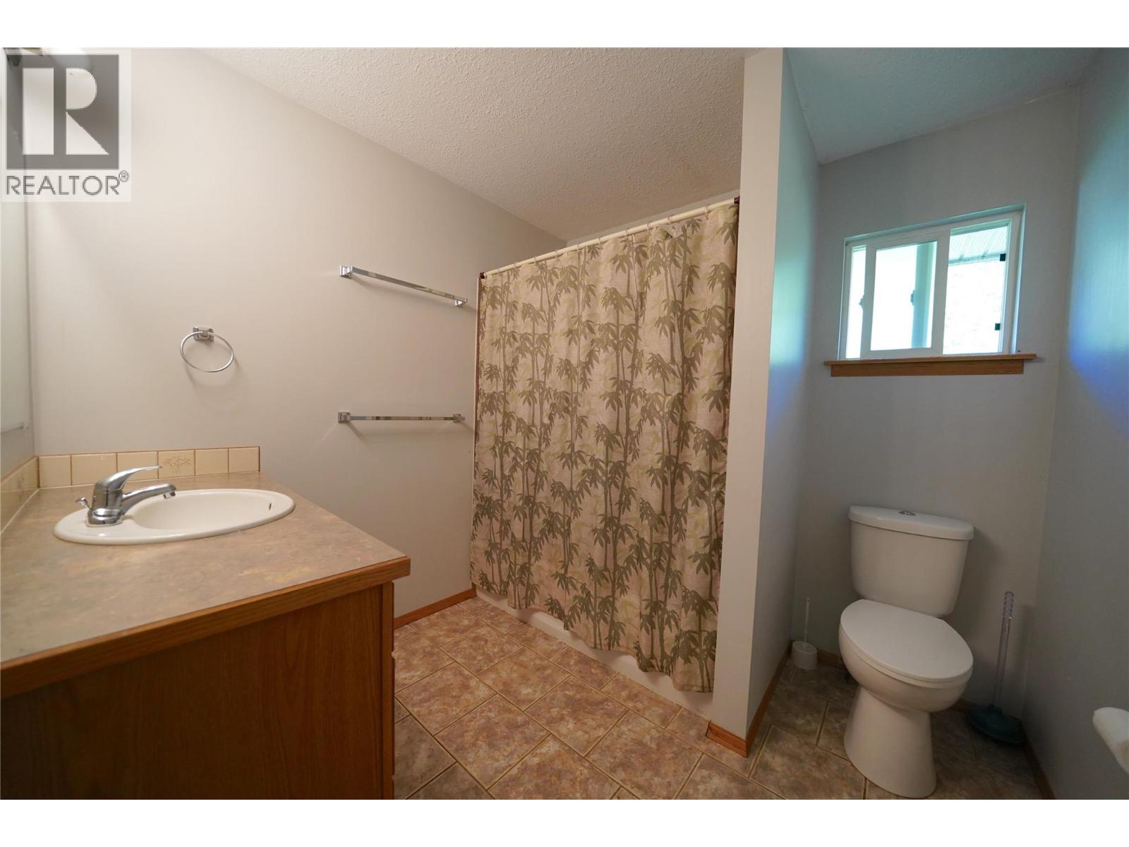1062 Scamp Road, Castlegar, British Columbia  V1N 4R3 - Photo 62 - 10379543