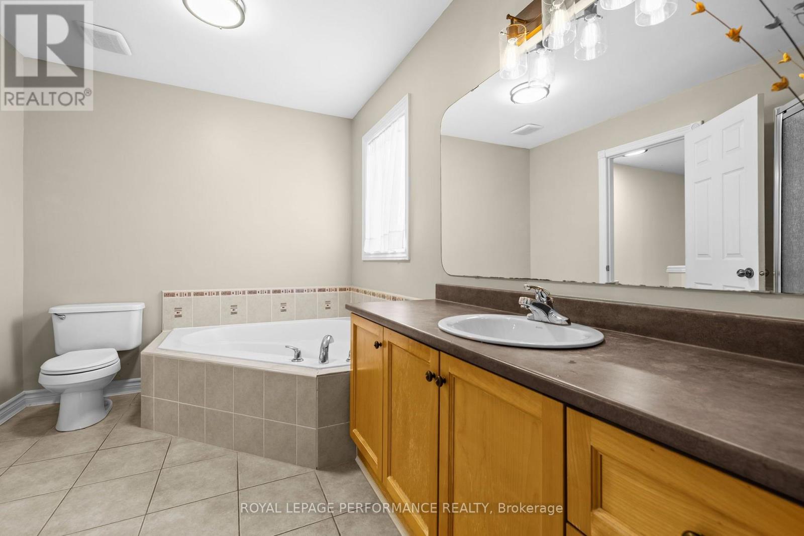 407 Centenaire Street, Russell, Ontario  K0A 1W0 - Photo 21 - X13738468