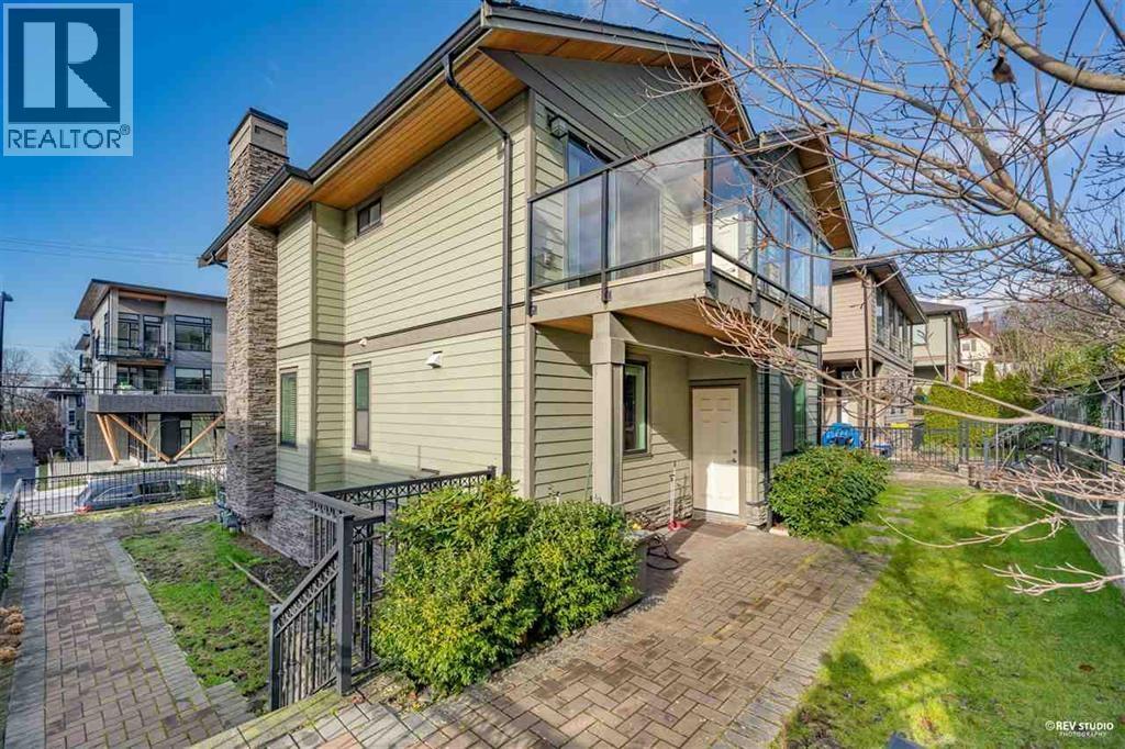 1436 Bewicke Avenue, North Vancouver, British Columbia  V7M 3B8 - Photo 6 - R3143934