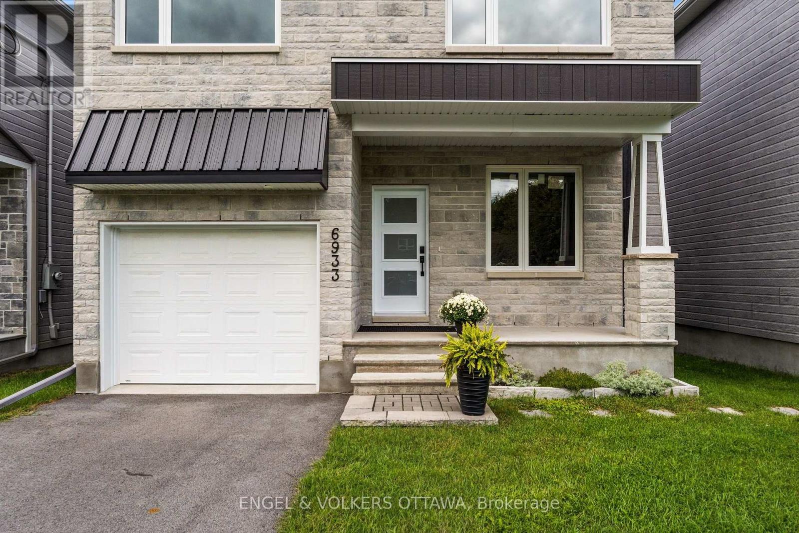6933 Notre Dame Street, Ottawa, Ontario  K1C 1H6 - Photo 2 - X13738972