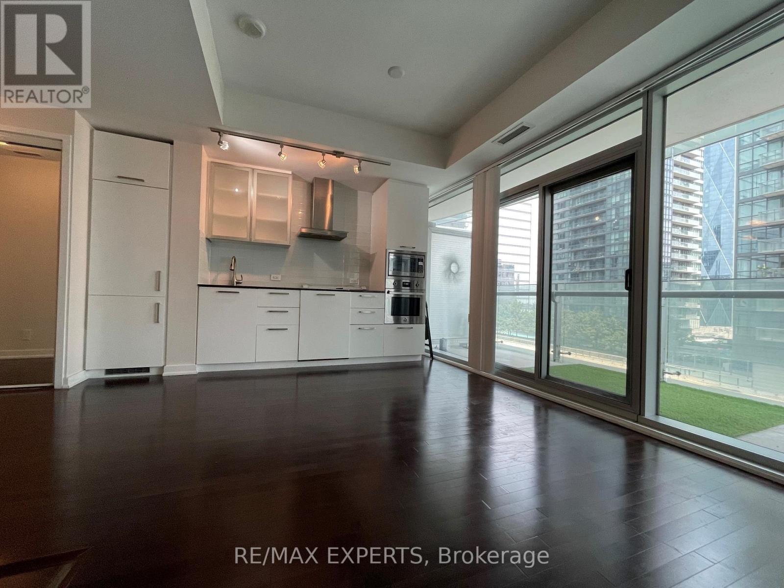 1212 - 14 York Street, Toronto, Ontario  M5J 0A9 - Photo 5 - C13738956