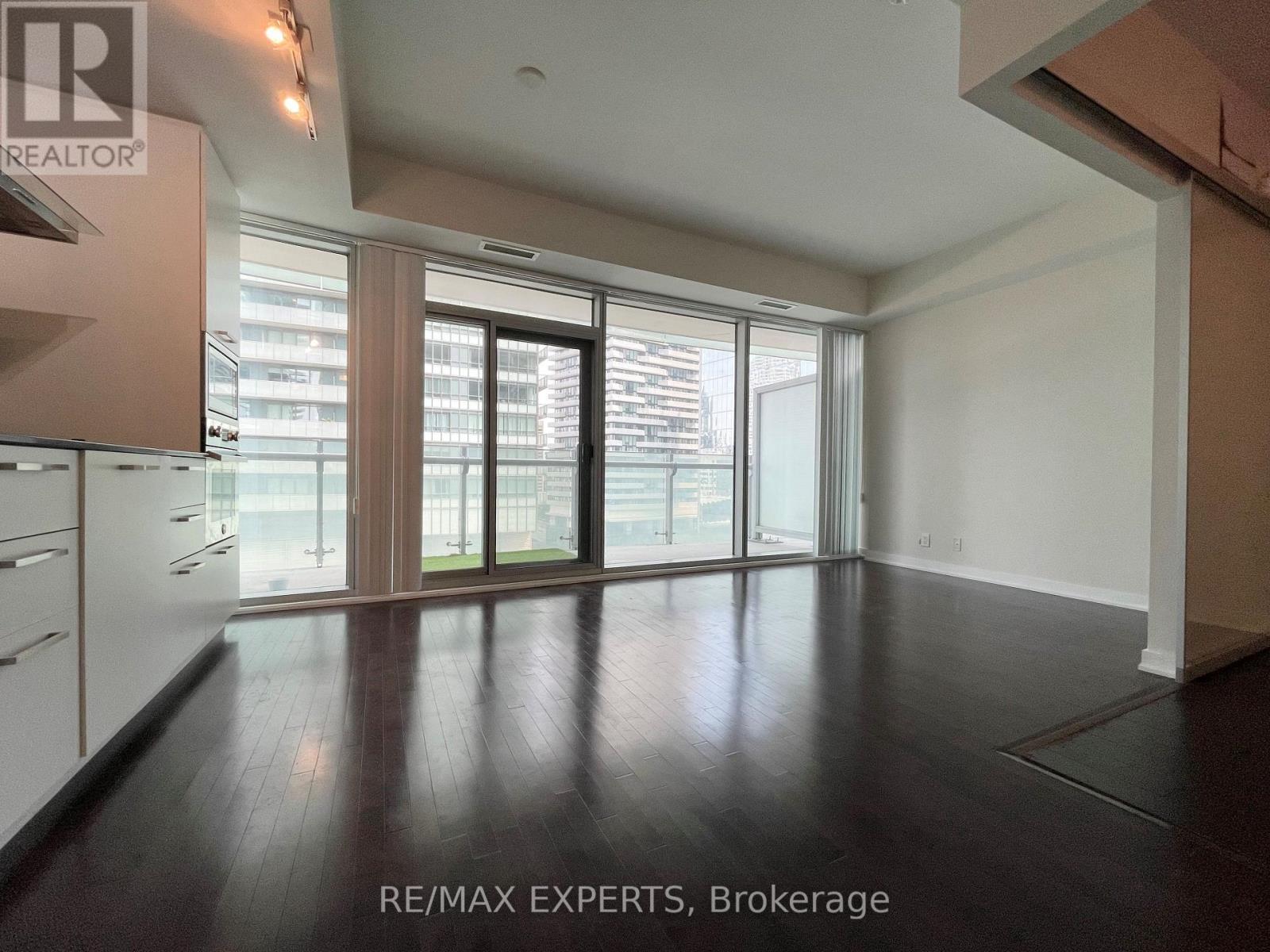 1212 - 14 York Street, Toronto, Ontario  M5J 0A9 - Photo 6 - C13738956
