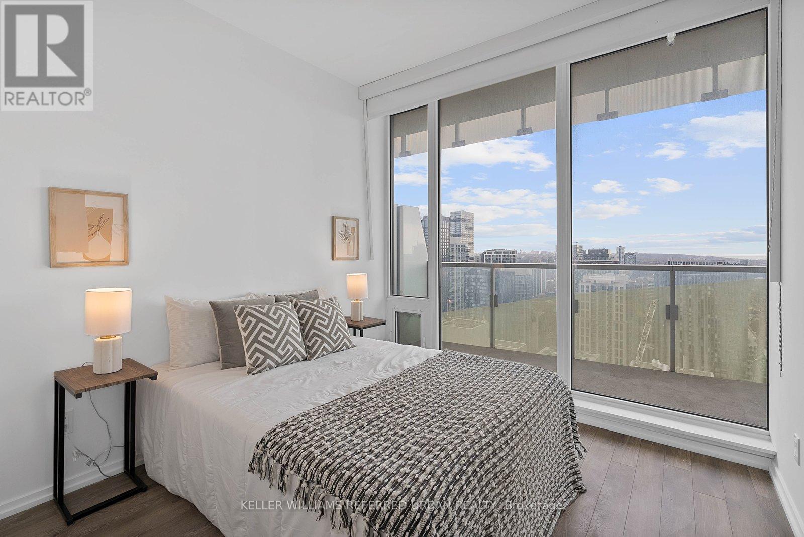 2905 - 197 Yonge Street, Toronto, Ontario  M5B 0C1 - Photo 7 - C13739020