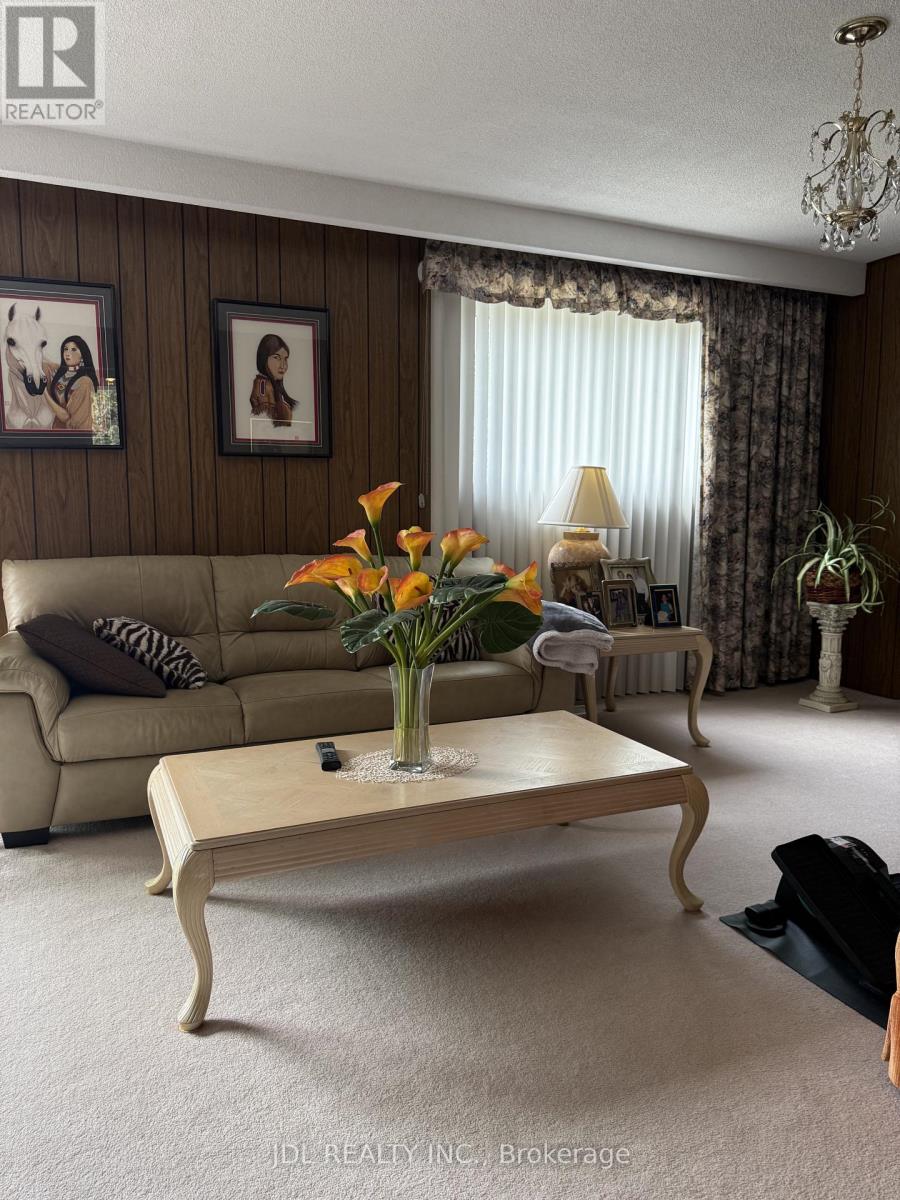 Room - 28 Orangewood Crescent, Toronto, Ontario M1W 1C6 - Photo 8 - E13739006