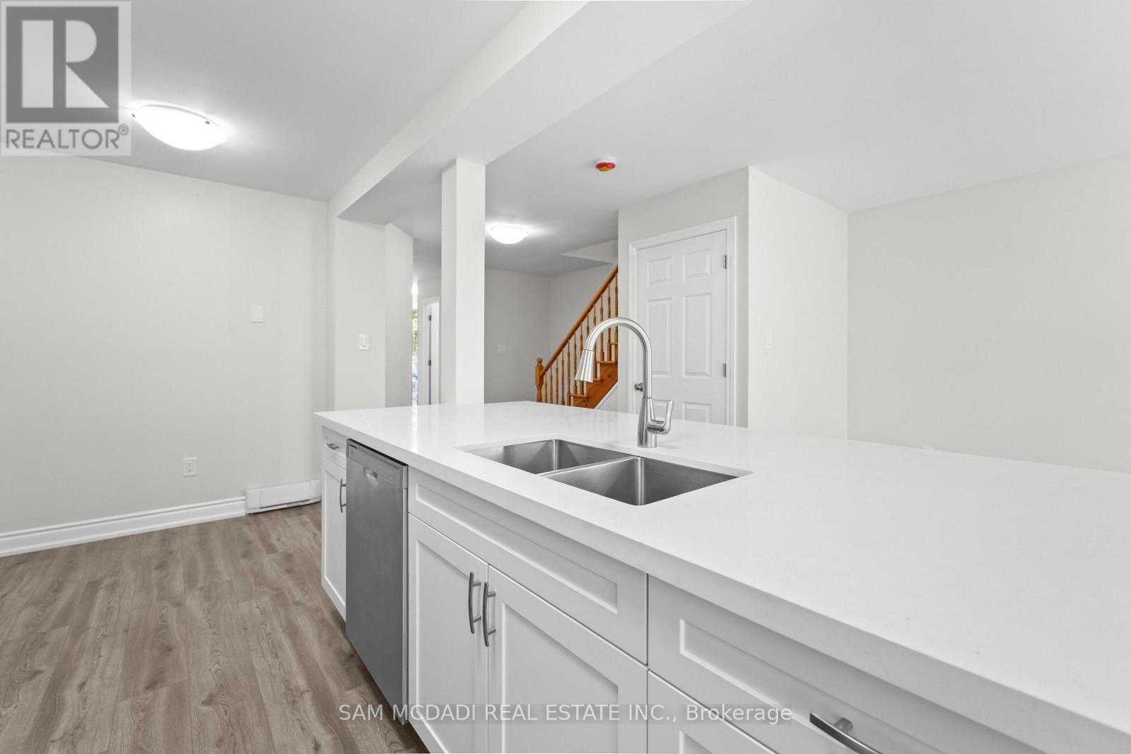 14 Birchfield Drive, Clarington, Ontario  L1E 1Y2 - Photo 11 - E13739022