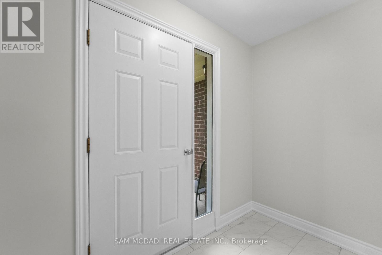 14 Birchfield Drive, Clarington, Ontario  L1E 1Y2 - Photo 3 - E13739022