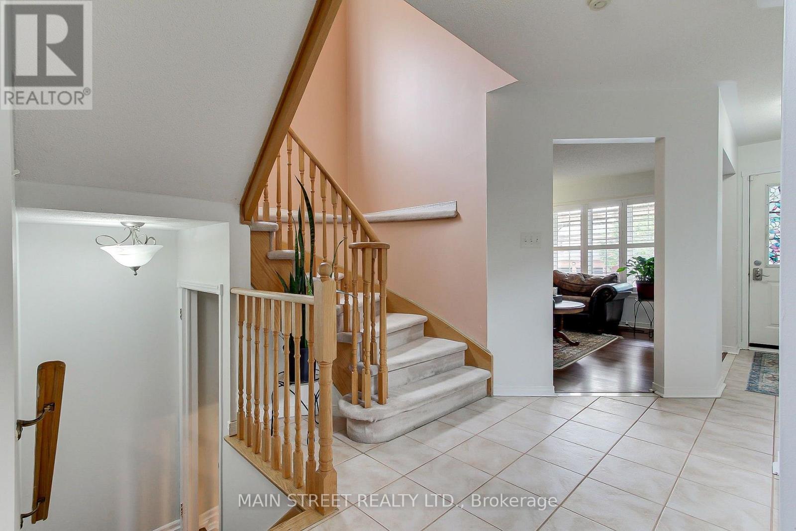 110 Crittenden Drive, Georgina, Ontario  L4P 4E3 - Photo 6 - N13738958
